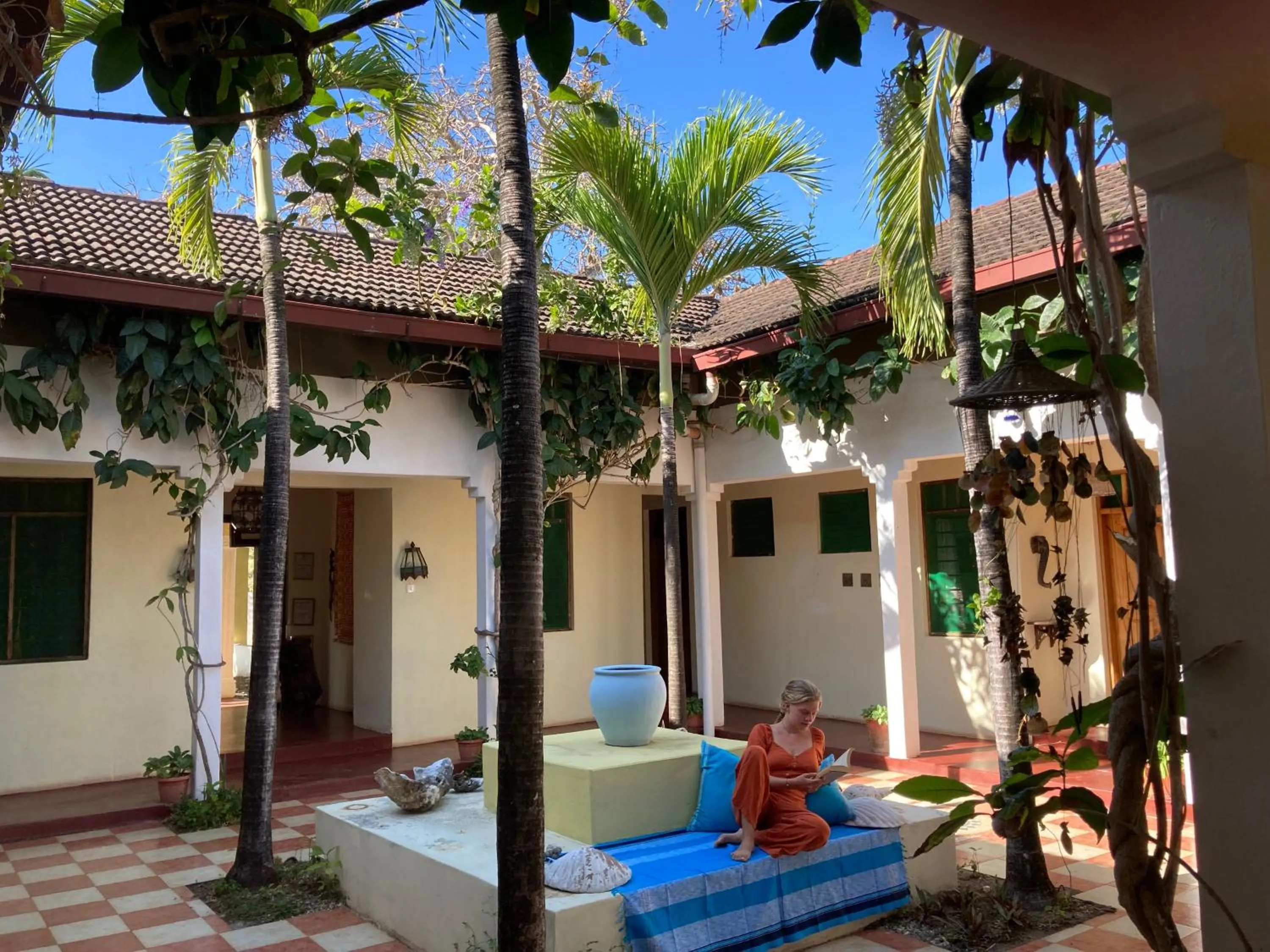 Patio in Sawa Sawa Beach House
