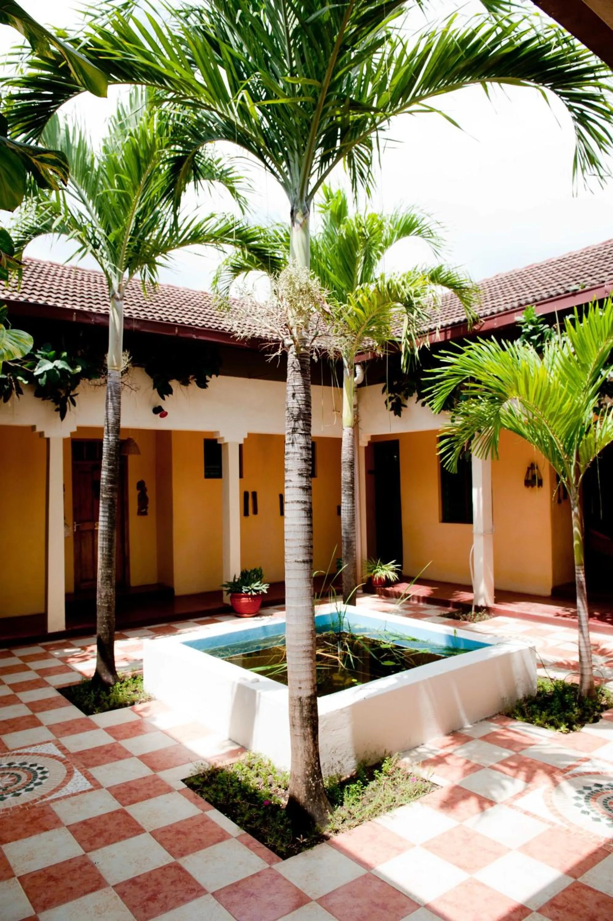 Patio in Sawa Sawa Beach House