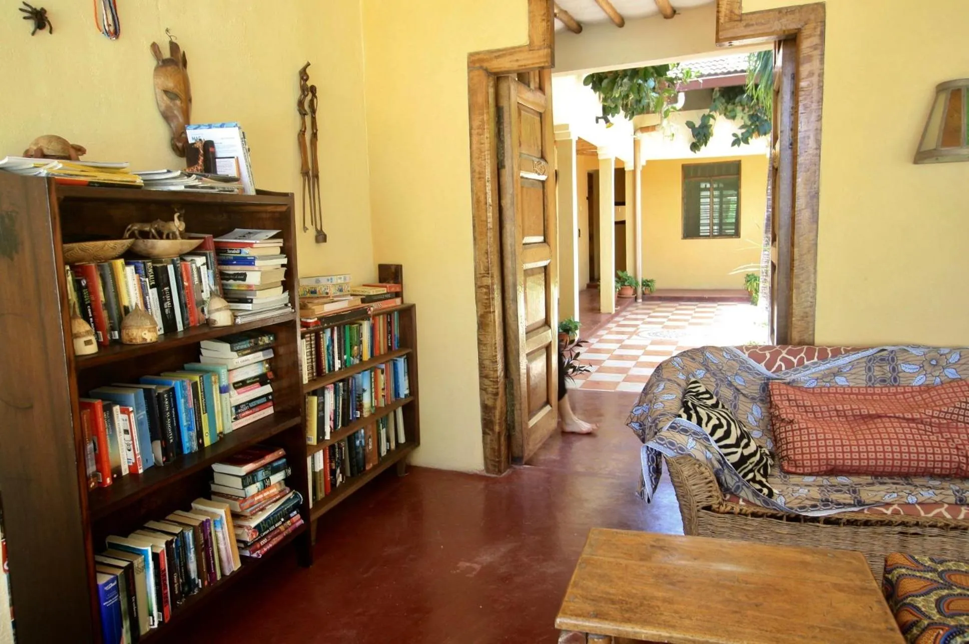 Library in Sawa Sawa Beach House