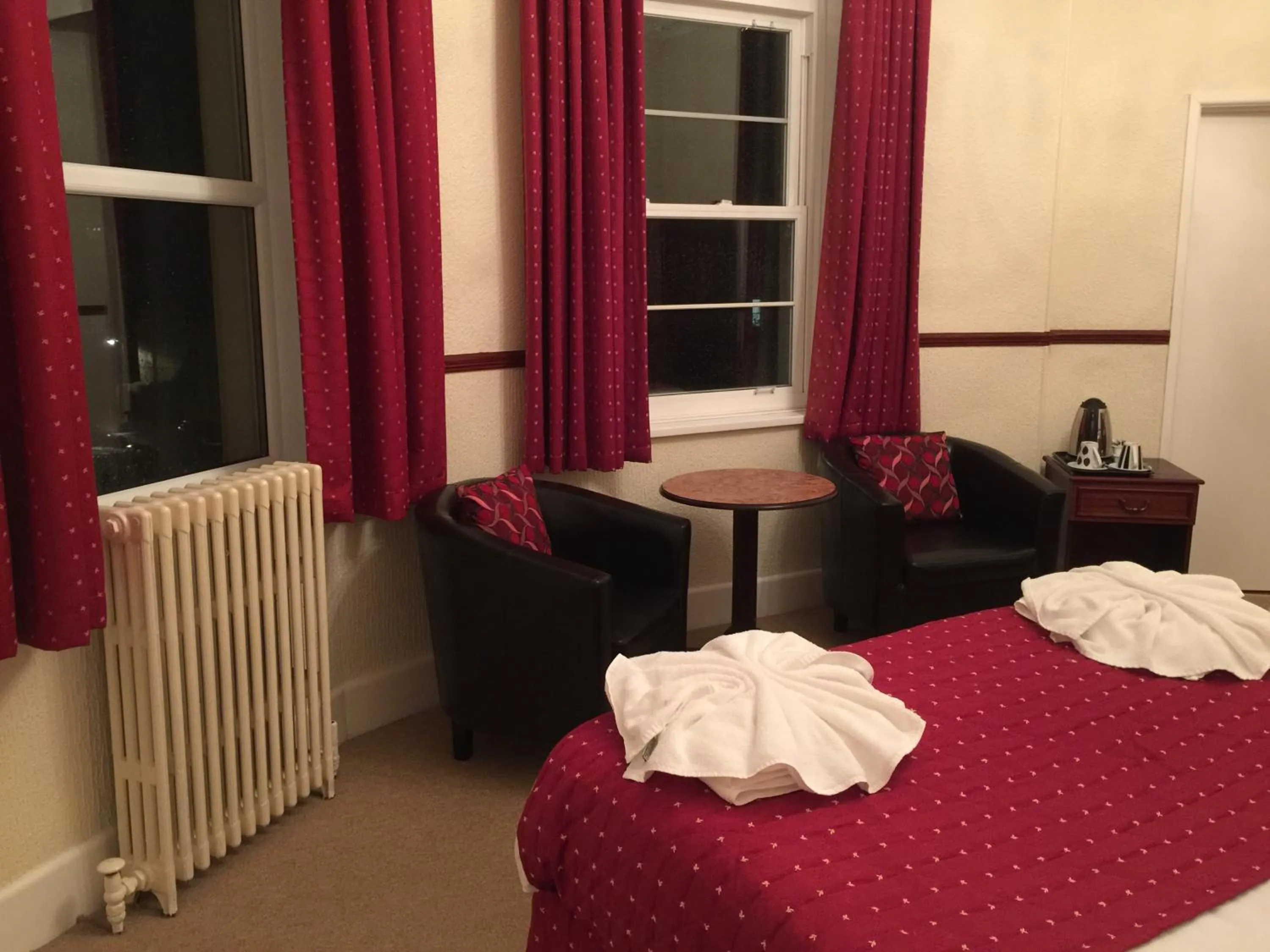 Bedroom in Seascape Hotel