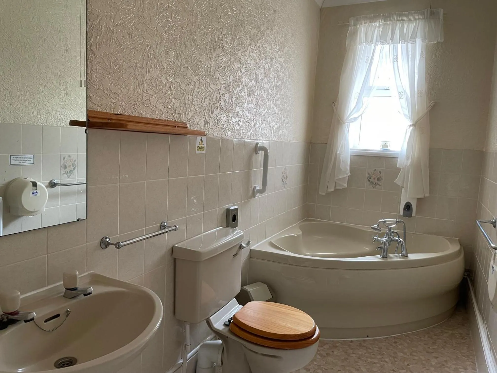 Bathroom in Seascape Hotel