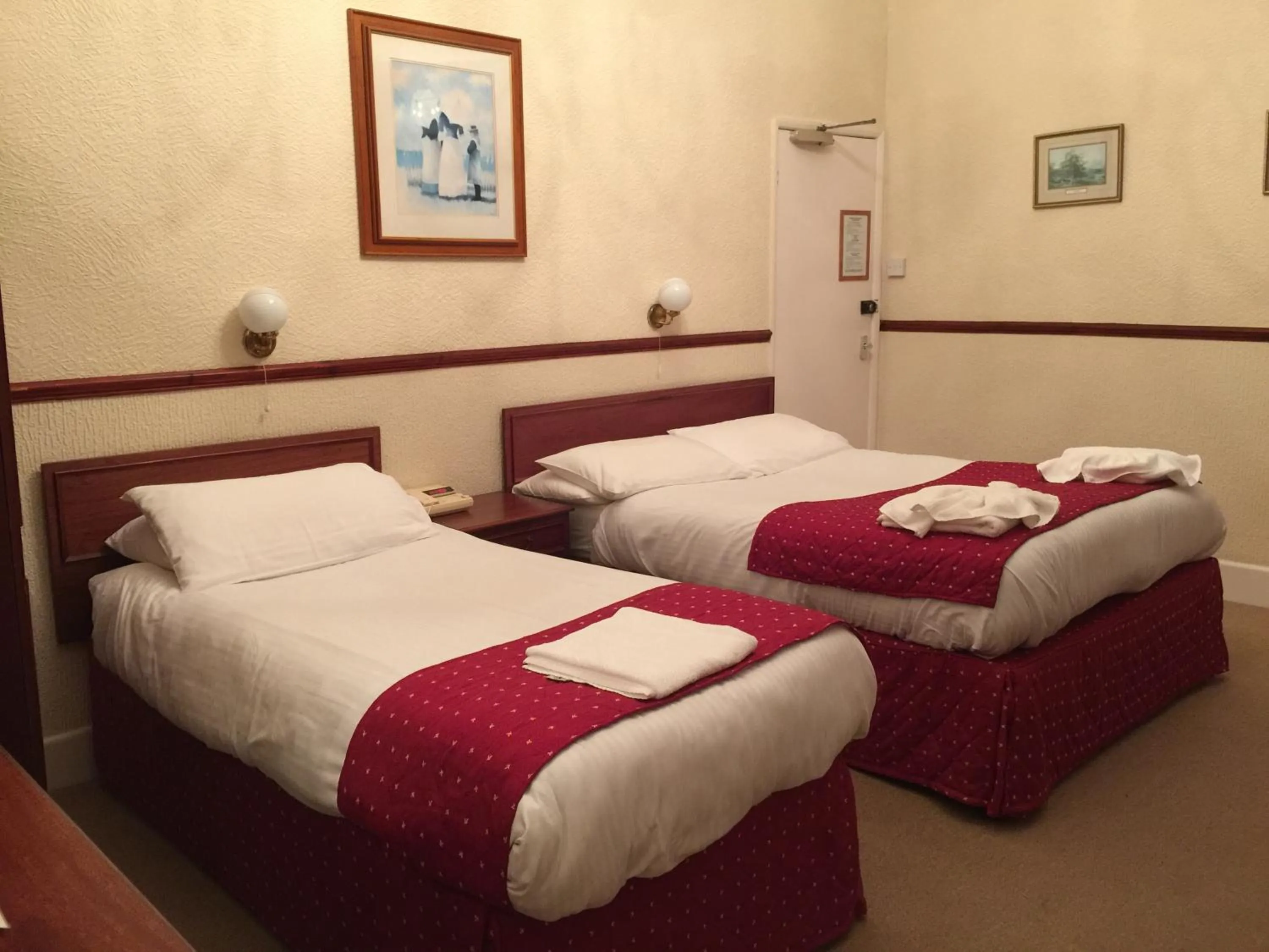 Bedroom in Seascape Hotel