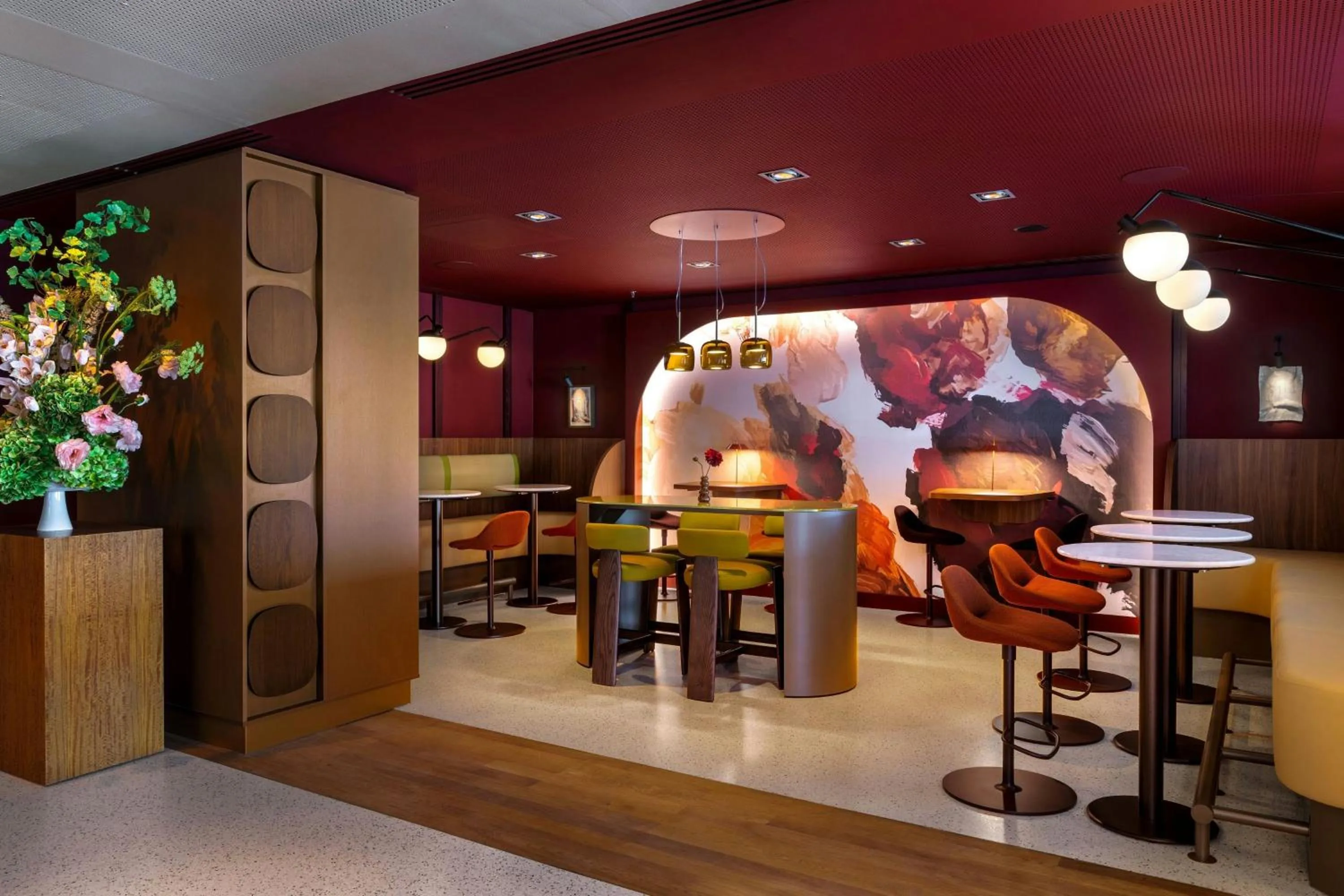 Lounge or bar in Amsterdam Marriott Hotel