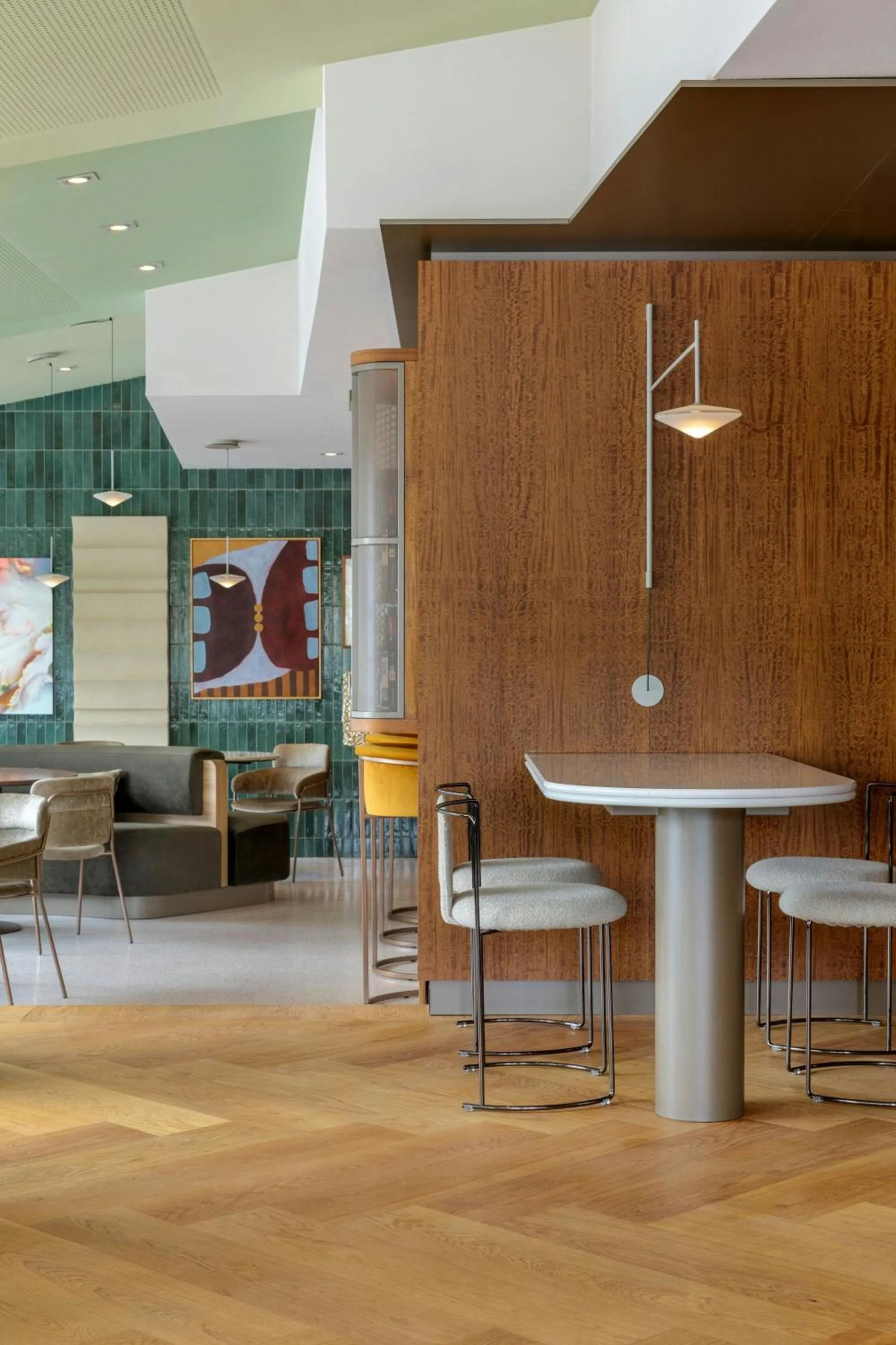 Lounge or bar in Amsterdam Marriott Hotel