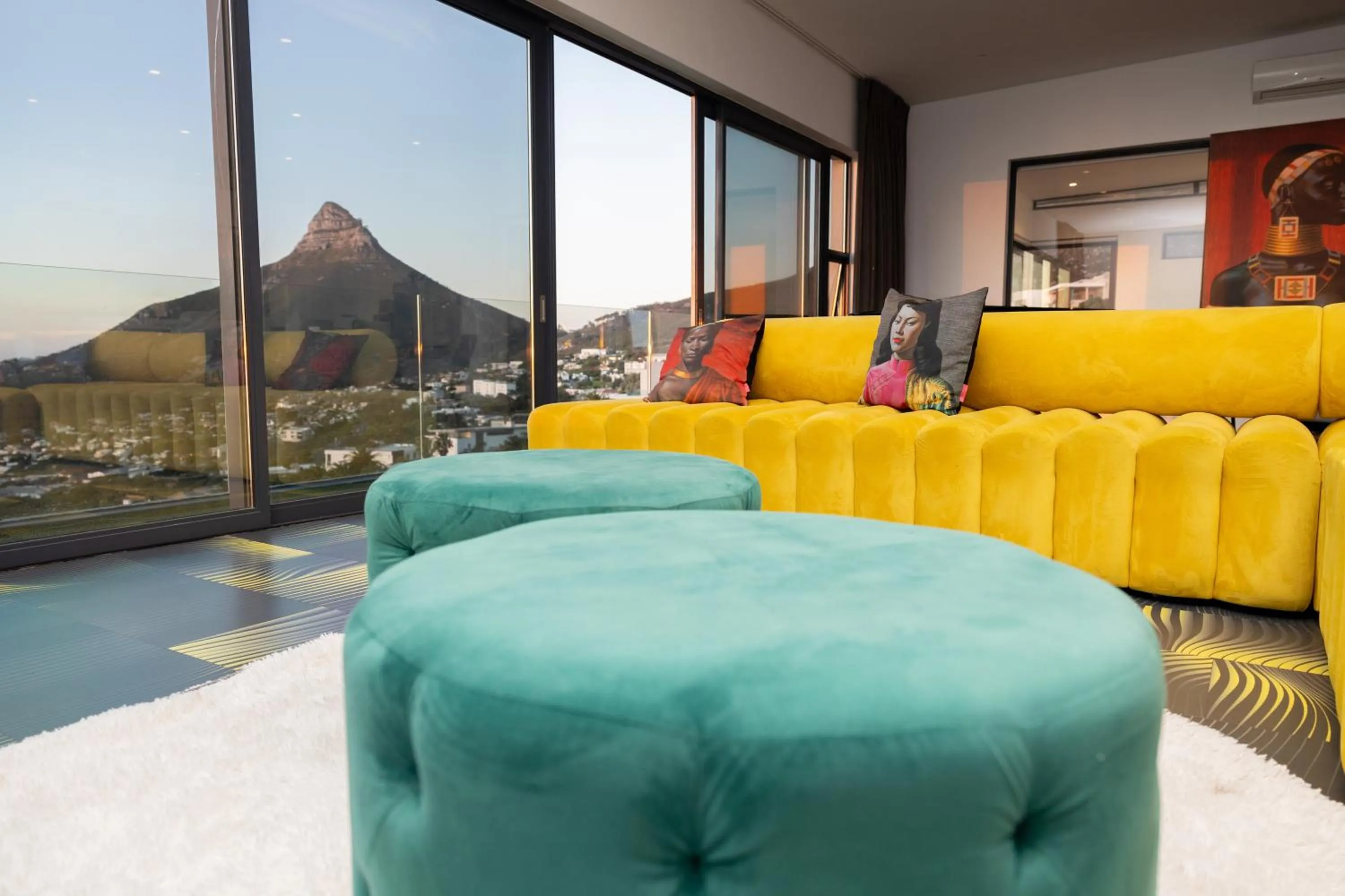 Living room in Sea Star Rocks Boutique Hotel