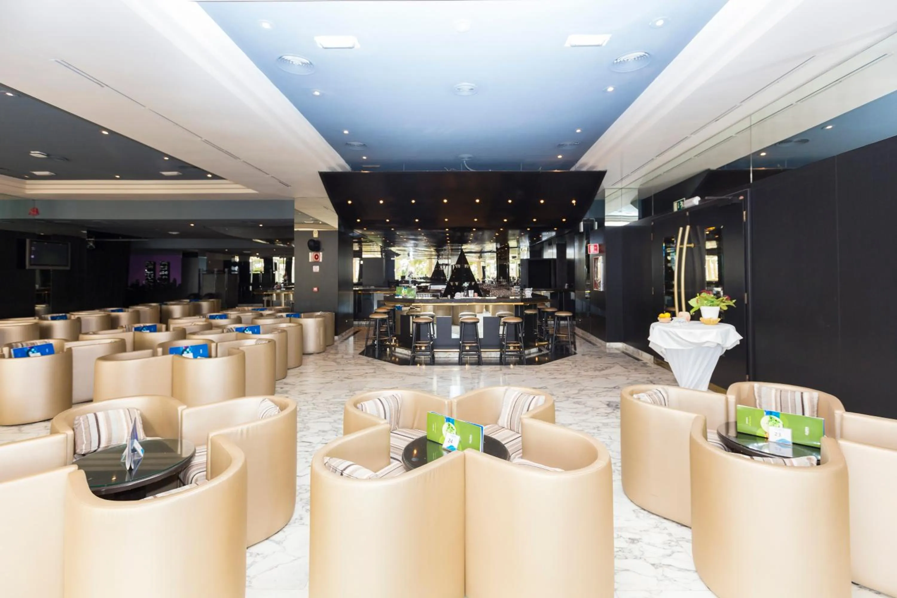 Nightclub / DJ in Gloria Palace San Agustín Thalasso & Hotel