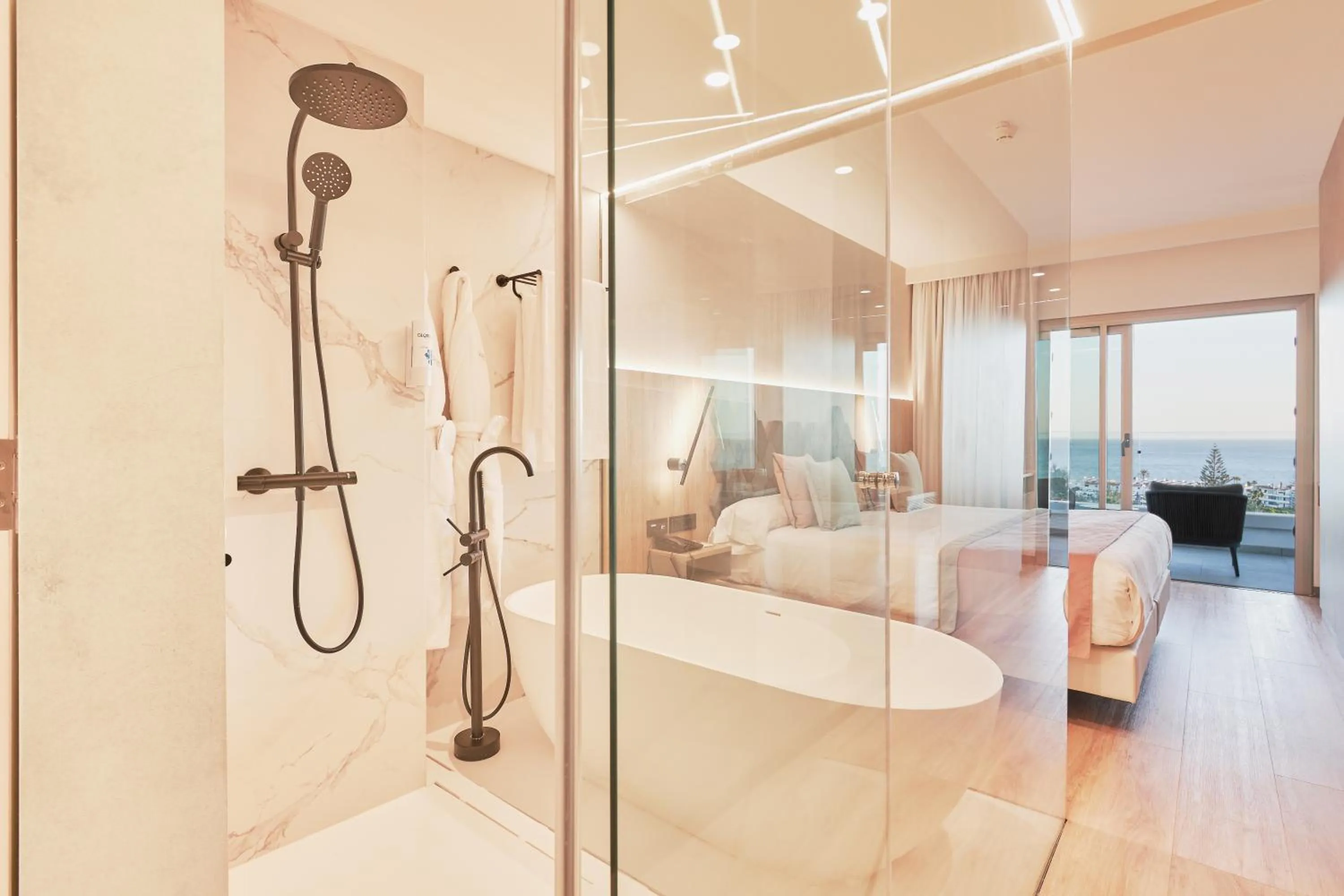 Bathroom in Gloria Palace San Agustín Thalasso & Hotel