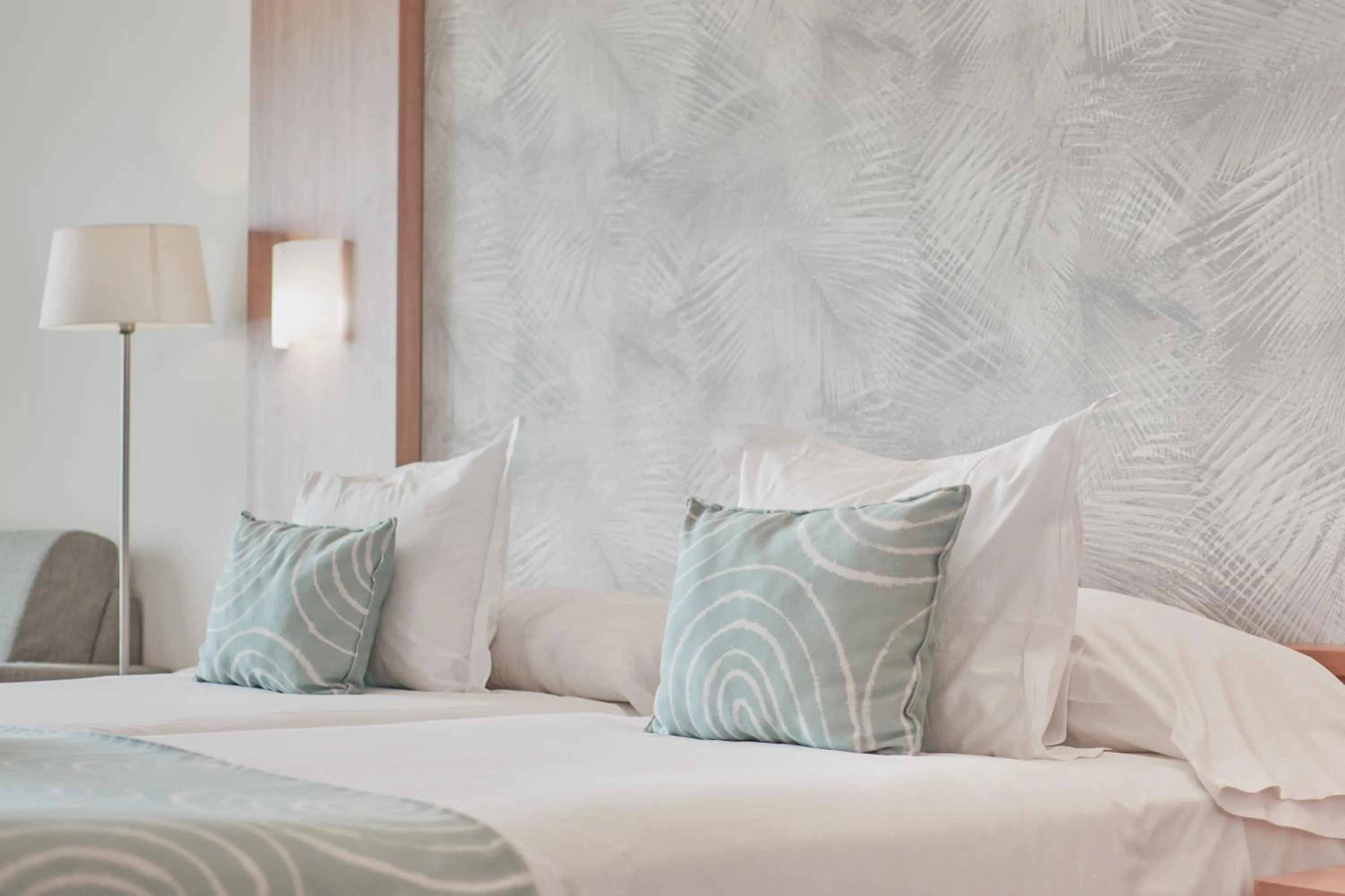 Bed in Gloria Palace San Agustín Thalasso & Hotel