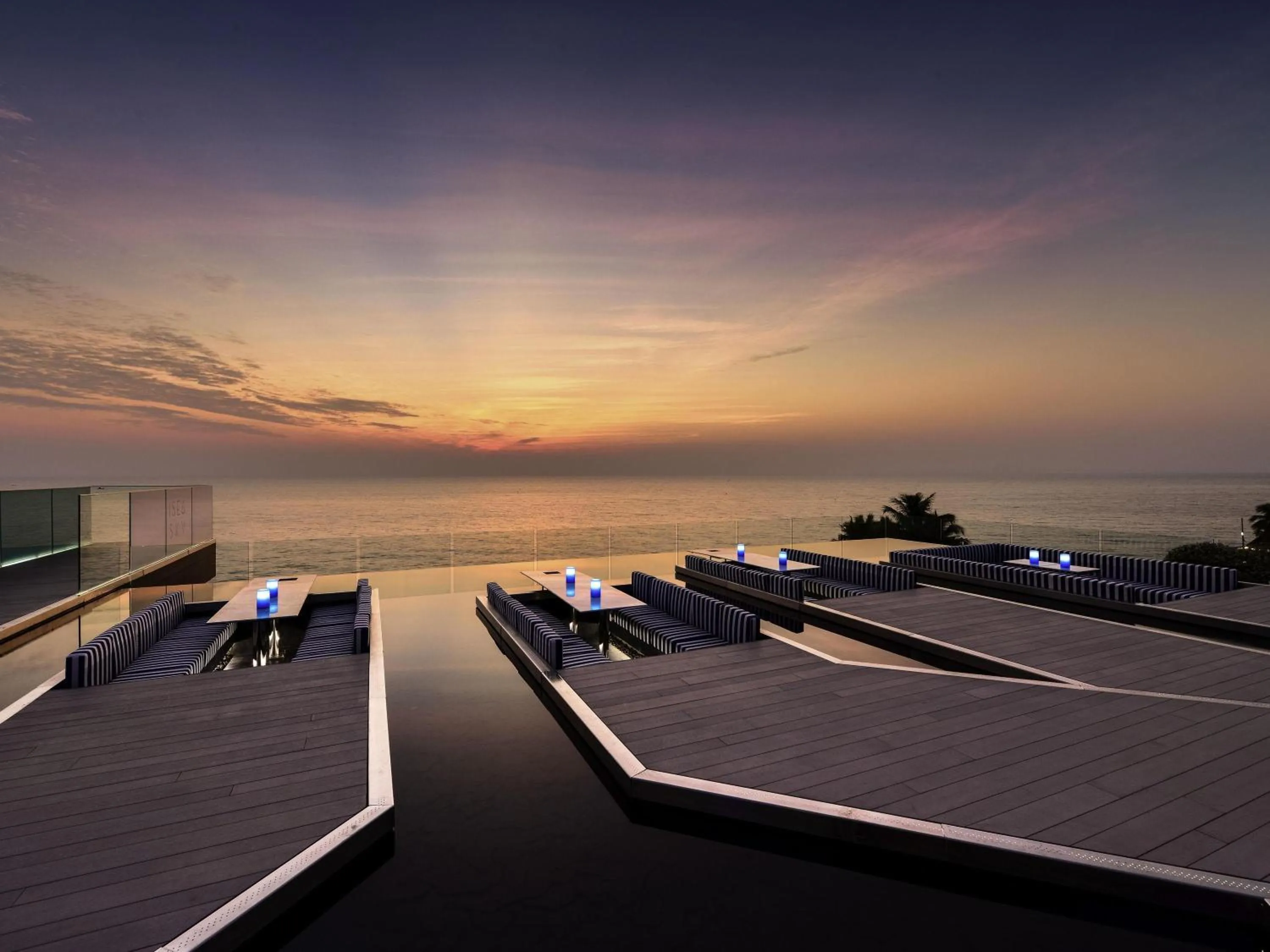 Lounge or bar in Veranda Resort Pattaya - MGallery Collection, Accor Hotel