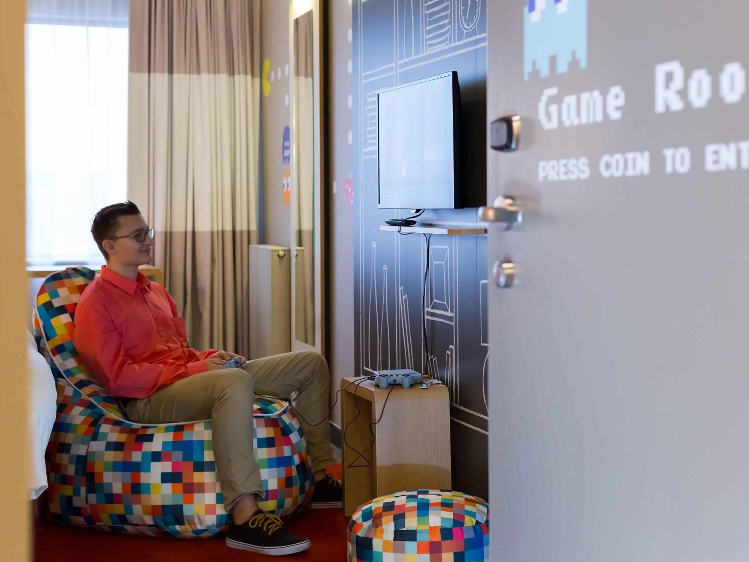 Bedroom in Ibis Wroclaw Centrum