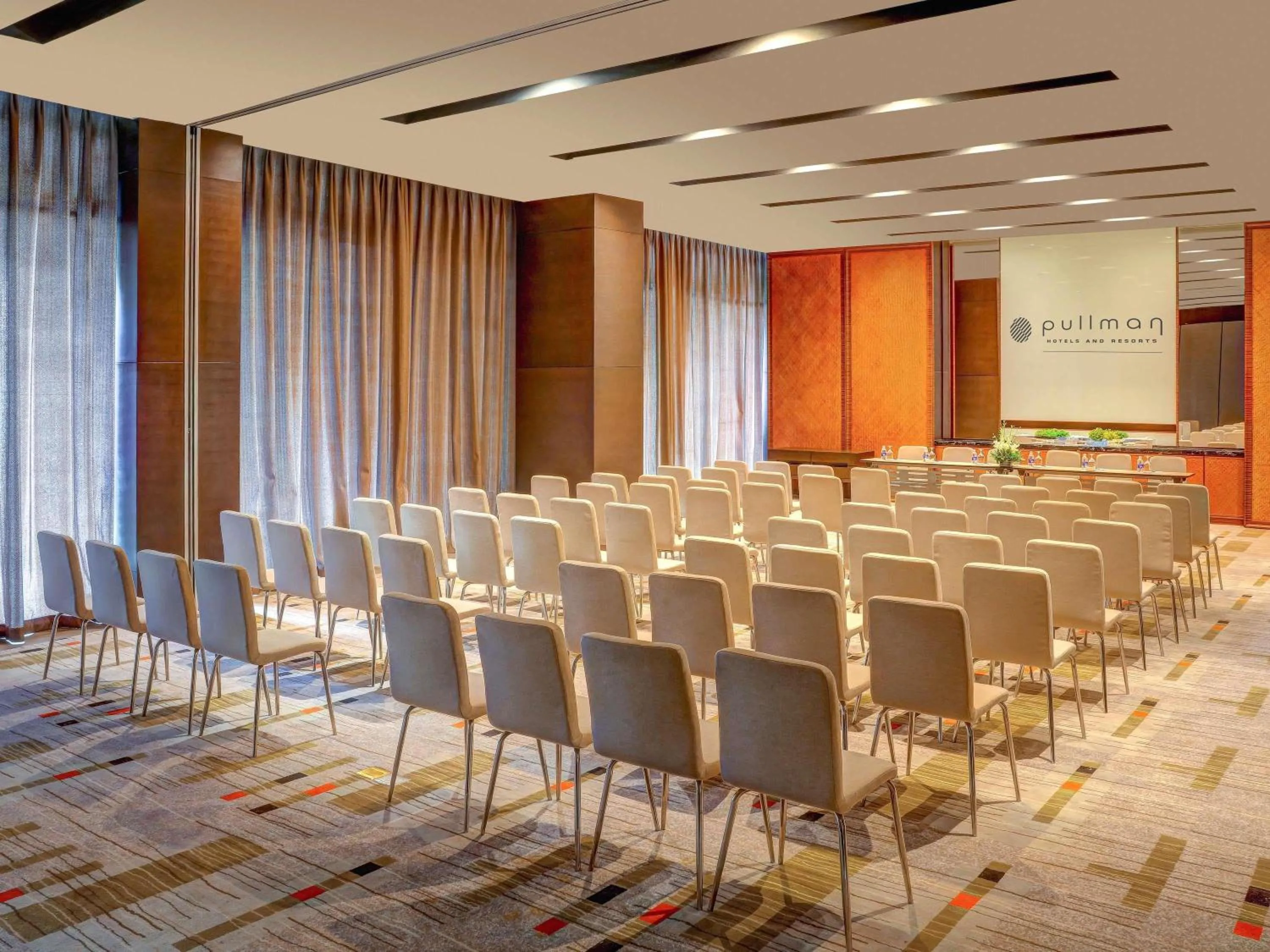 Meeting/conference room in Pullman Vung Tau