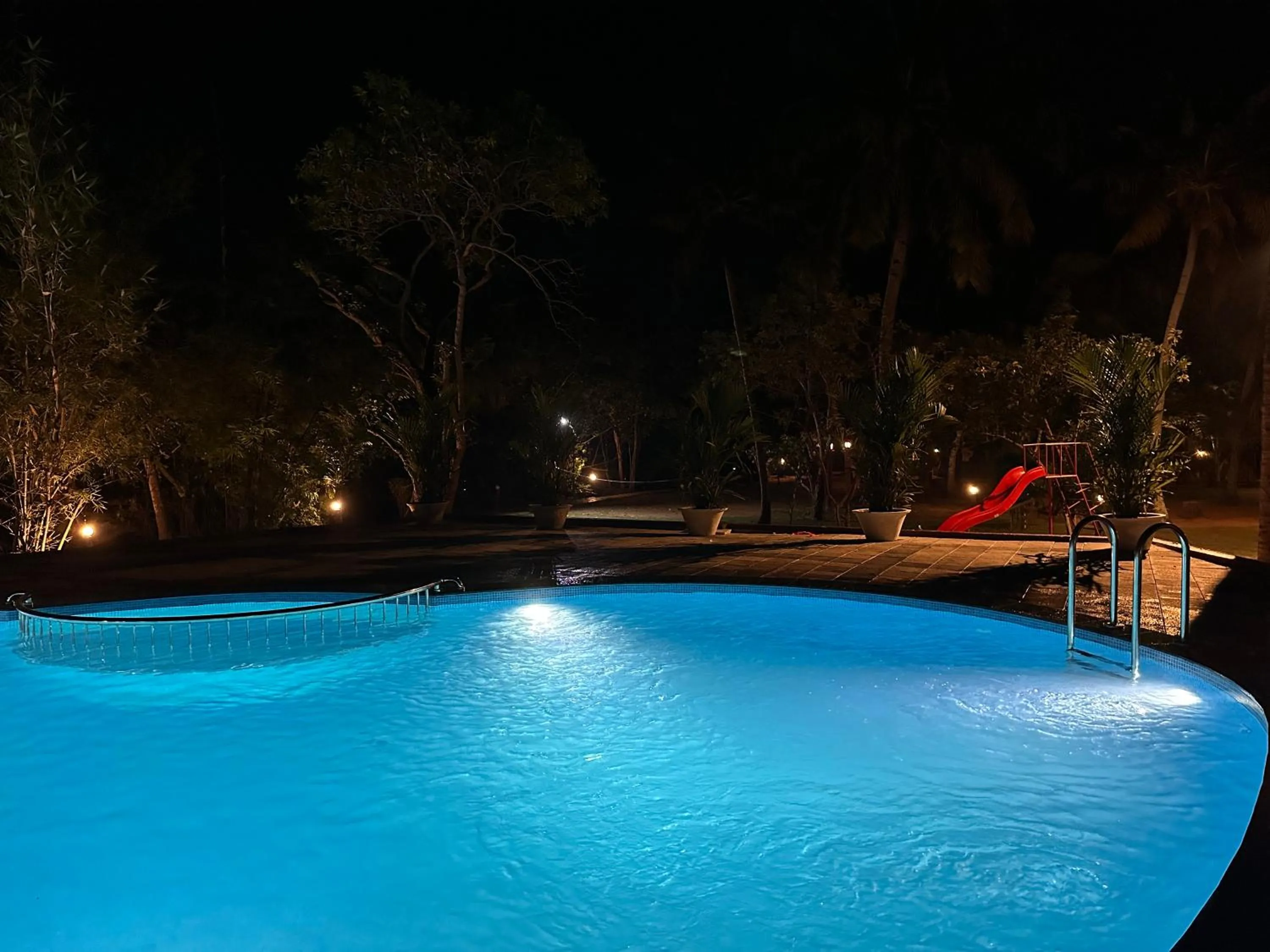 Lake N River Resort Munroe Island