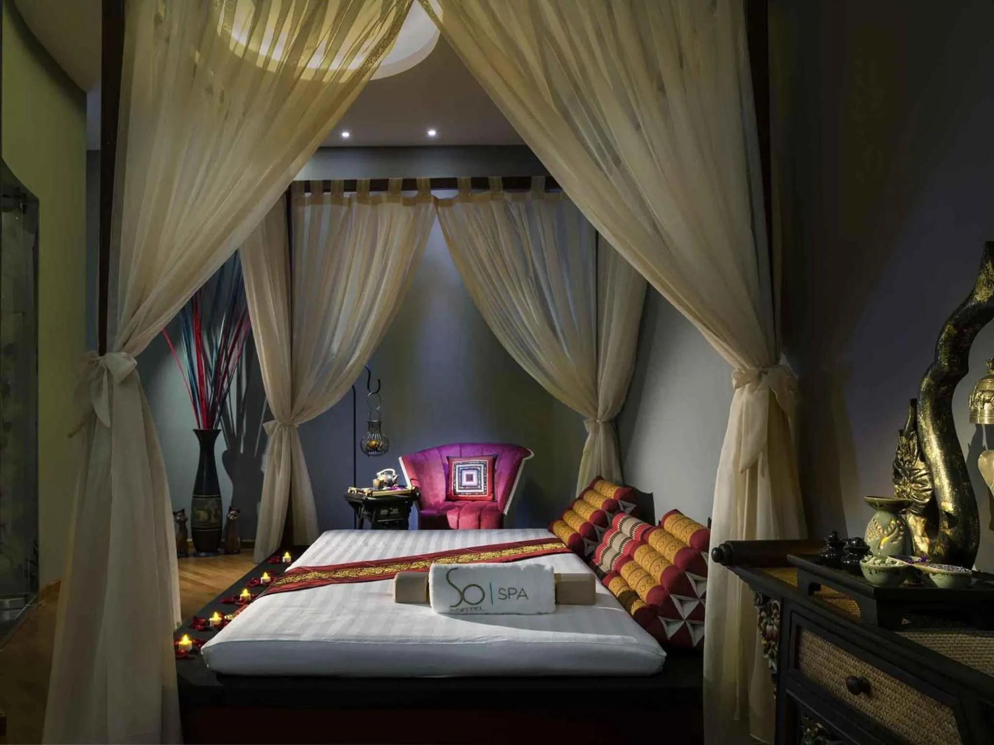 Other, Bed in Sofitel Kunming