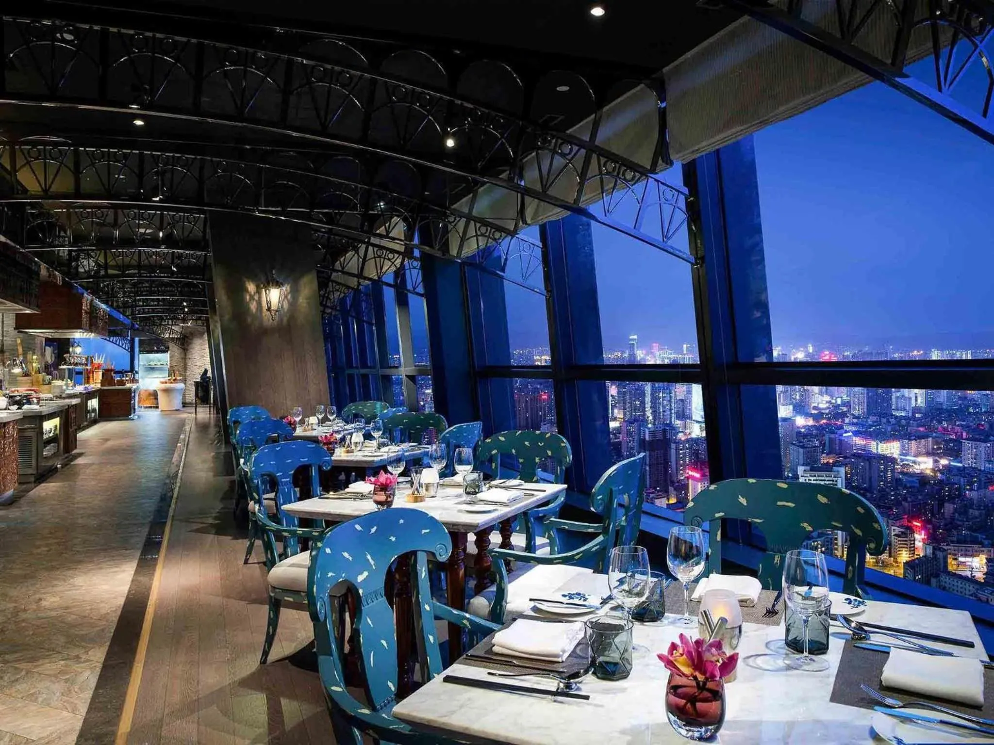 Restaurant/places to eat in Sofitel Kunming