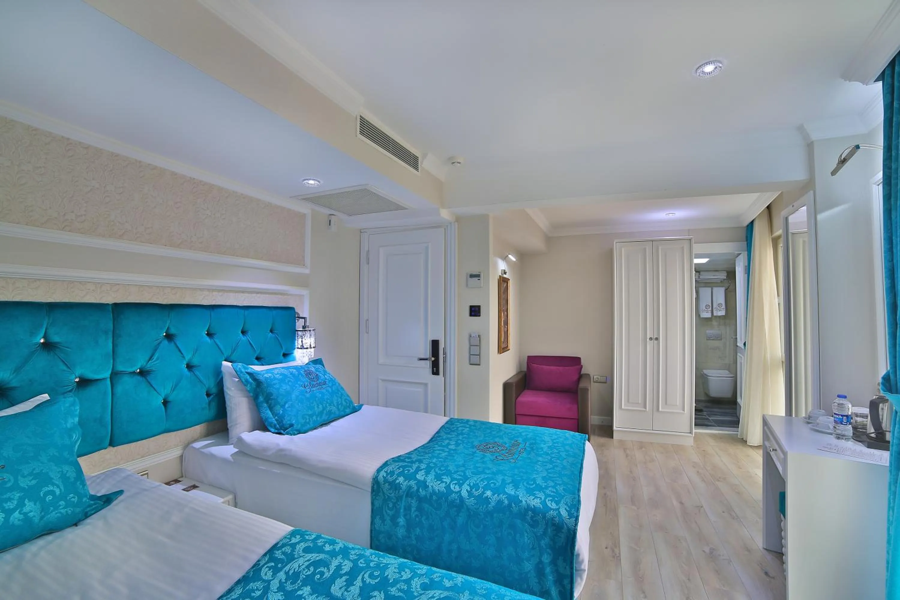 Bed in Glamour Hotel Istanbul Sirkeci