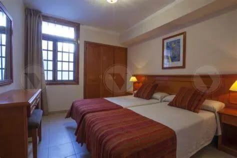 Bed in Hotel Malibu Park