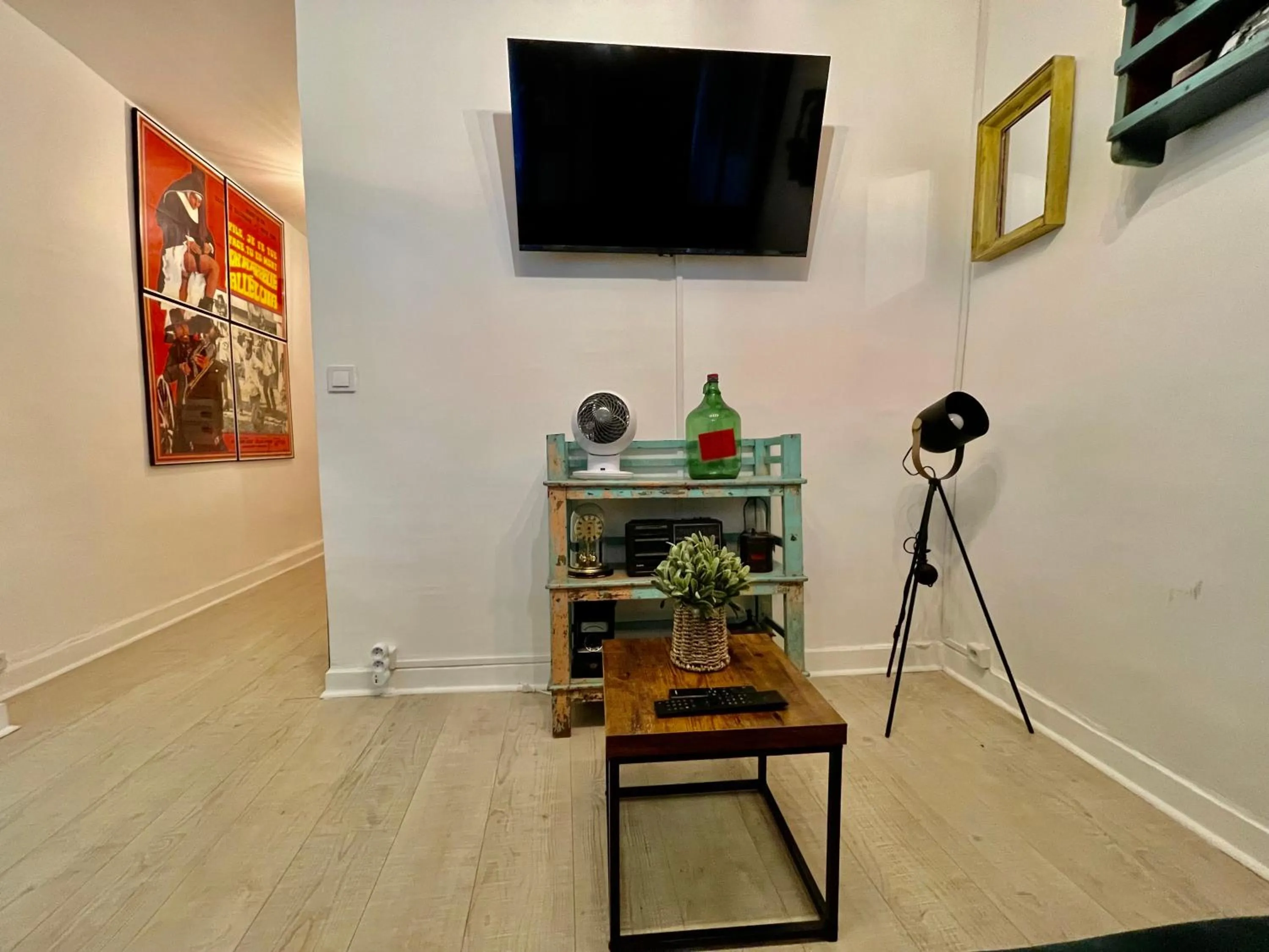 TV and multimedia in LE Globe