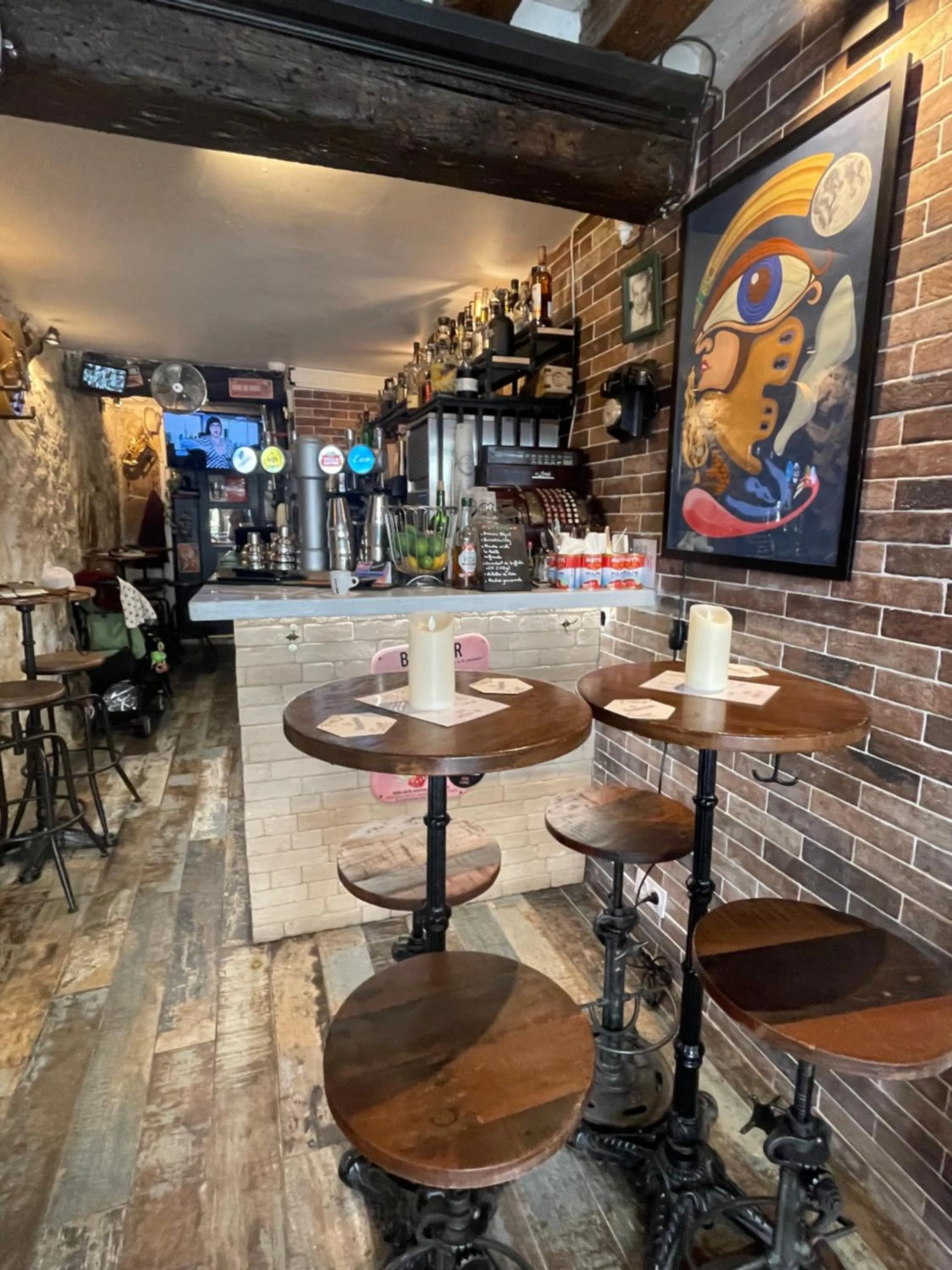 Property building in LE Globe