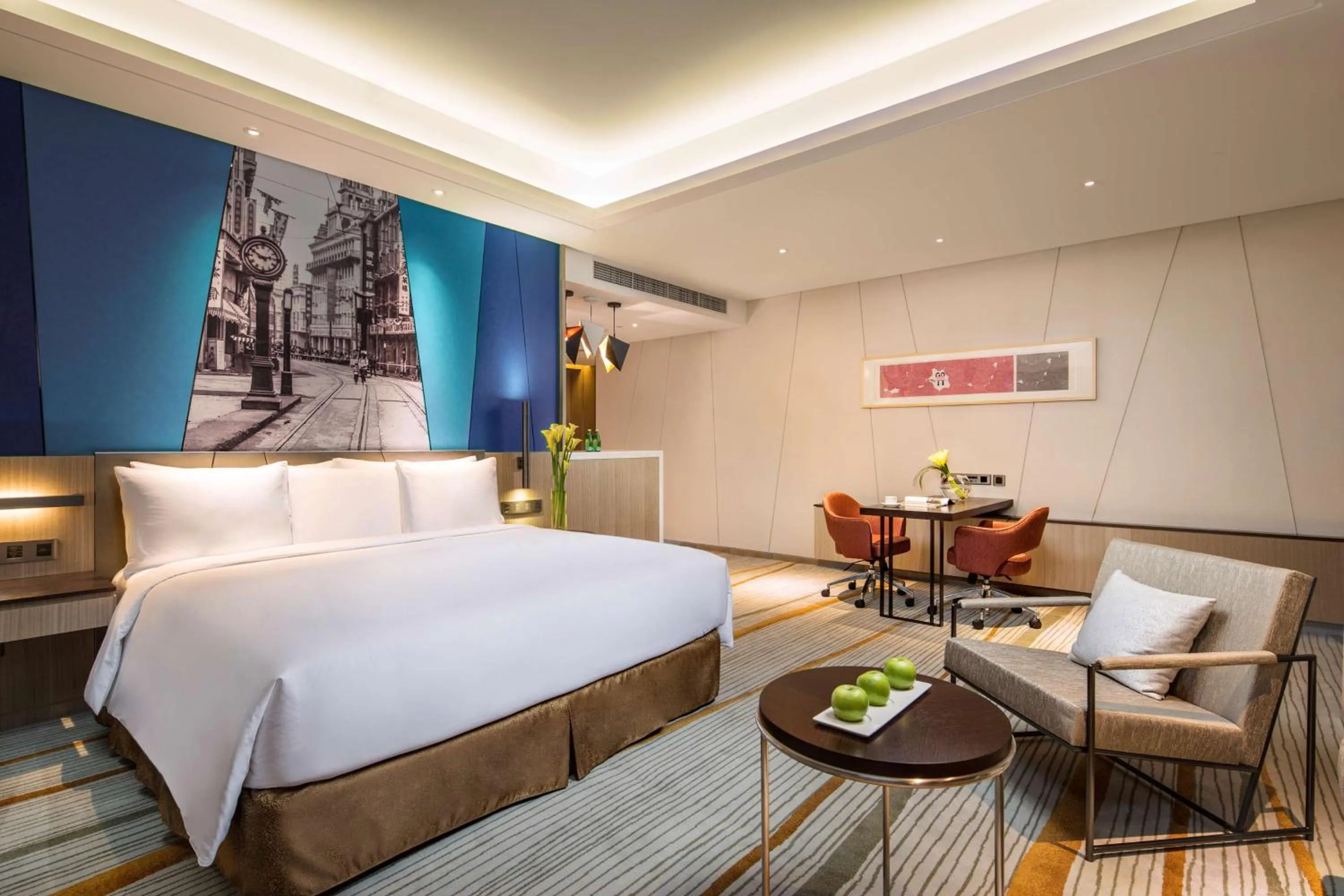 Photo of the whole room, Bed in Radisson Blu Shanghai Pudong Jinqiao