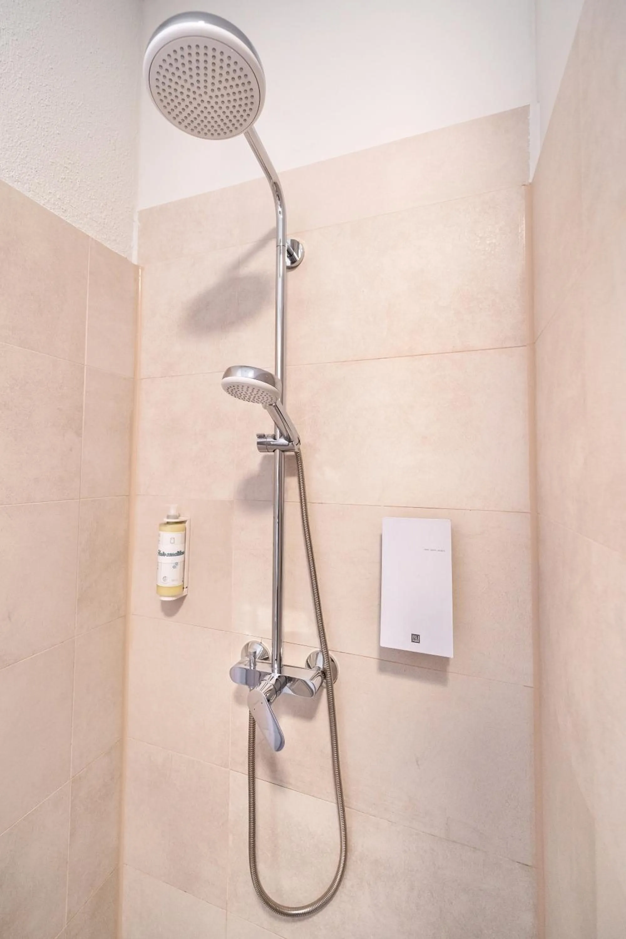 Tifani Luxury Rooms 2