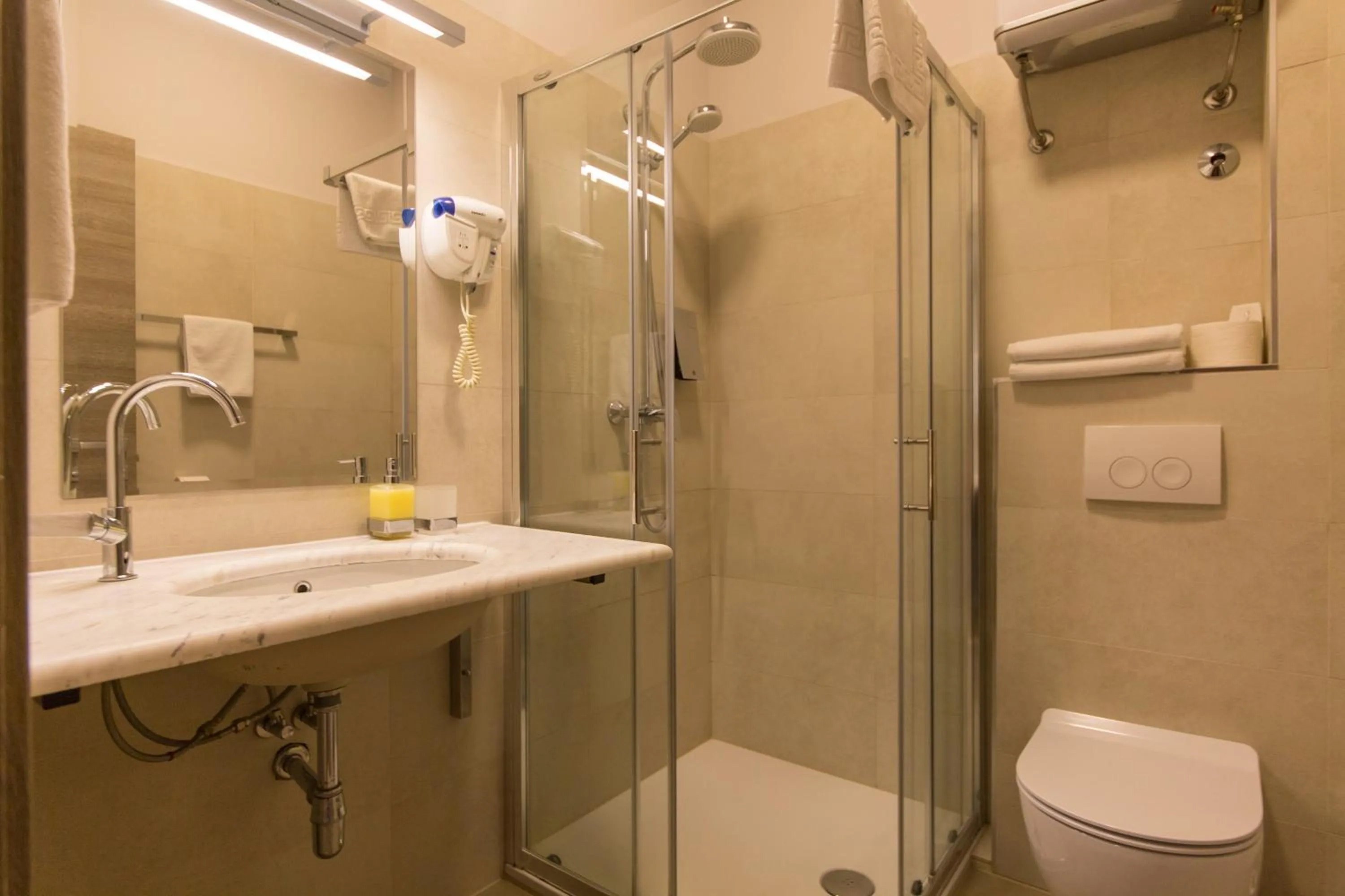 Tifani Luxury Rooms 2