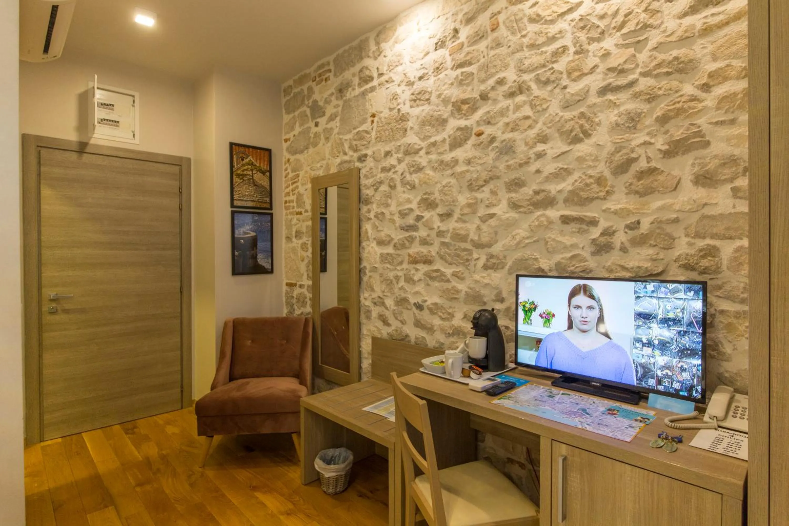 Tifani Luxury Rooms 2