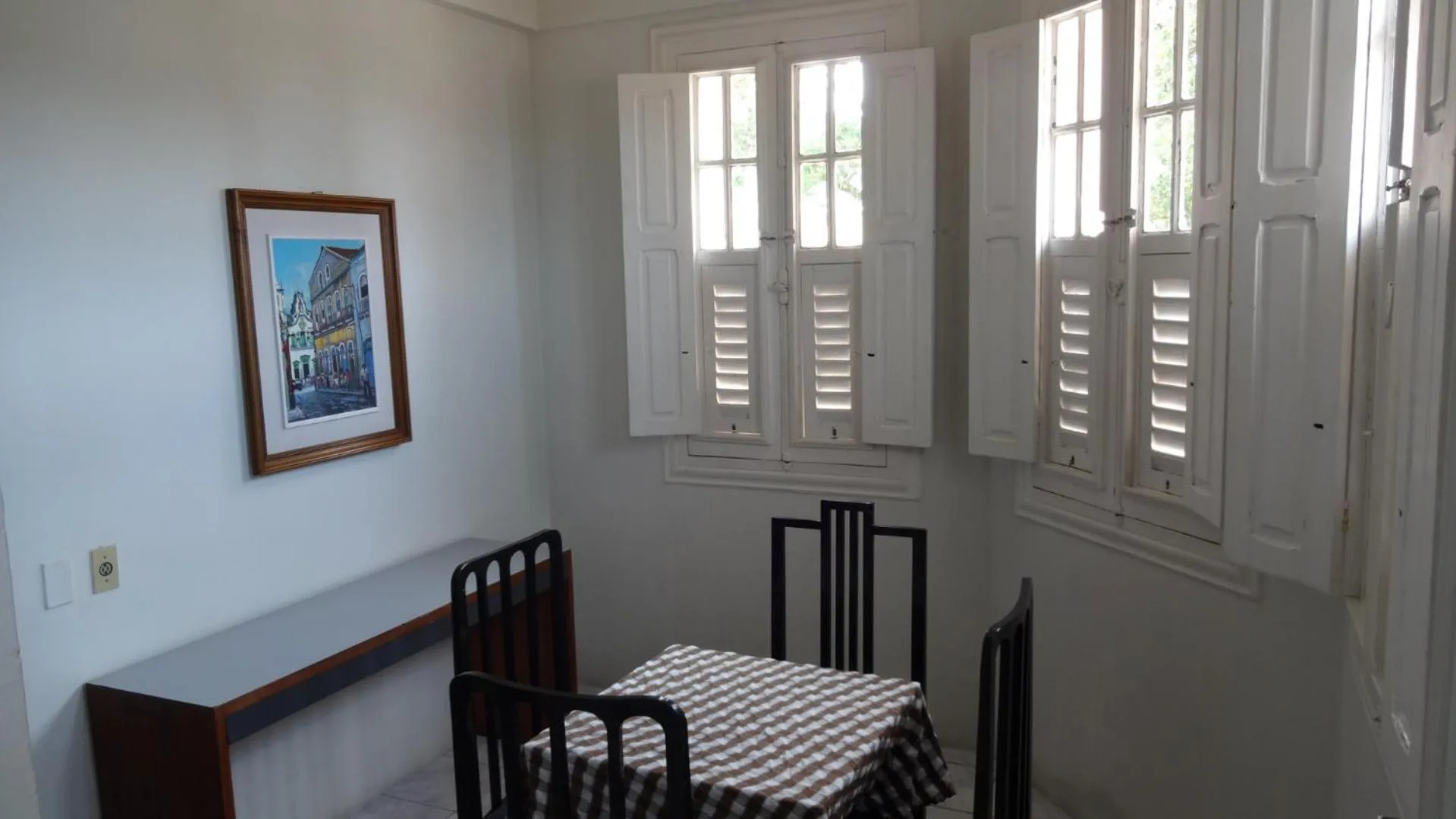 Day in Hotel Central