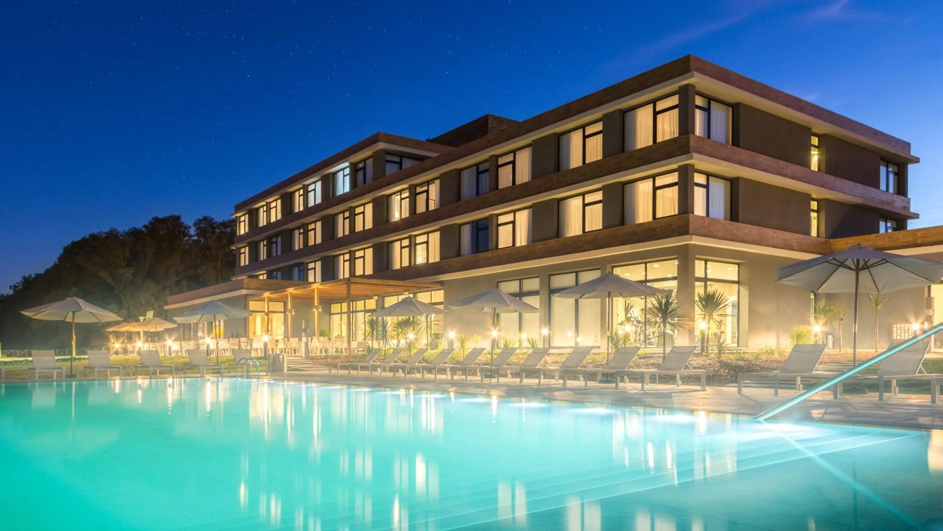 Swimming pool in Salinas del Almiron Resort Termal