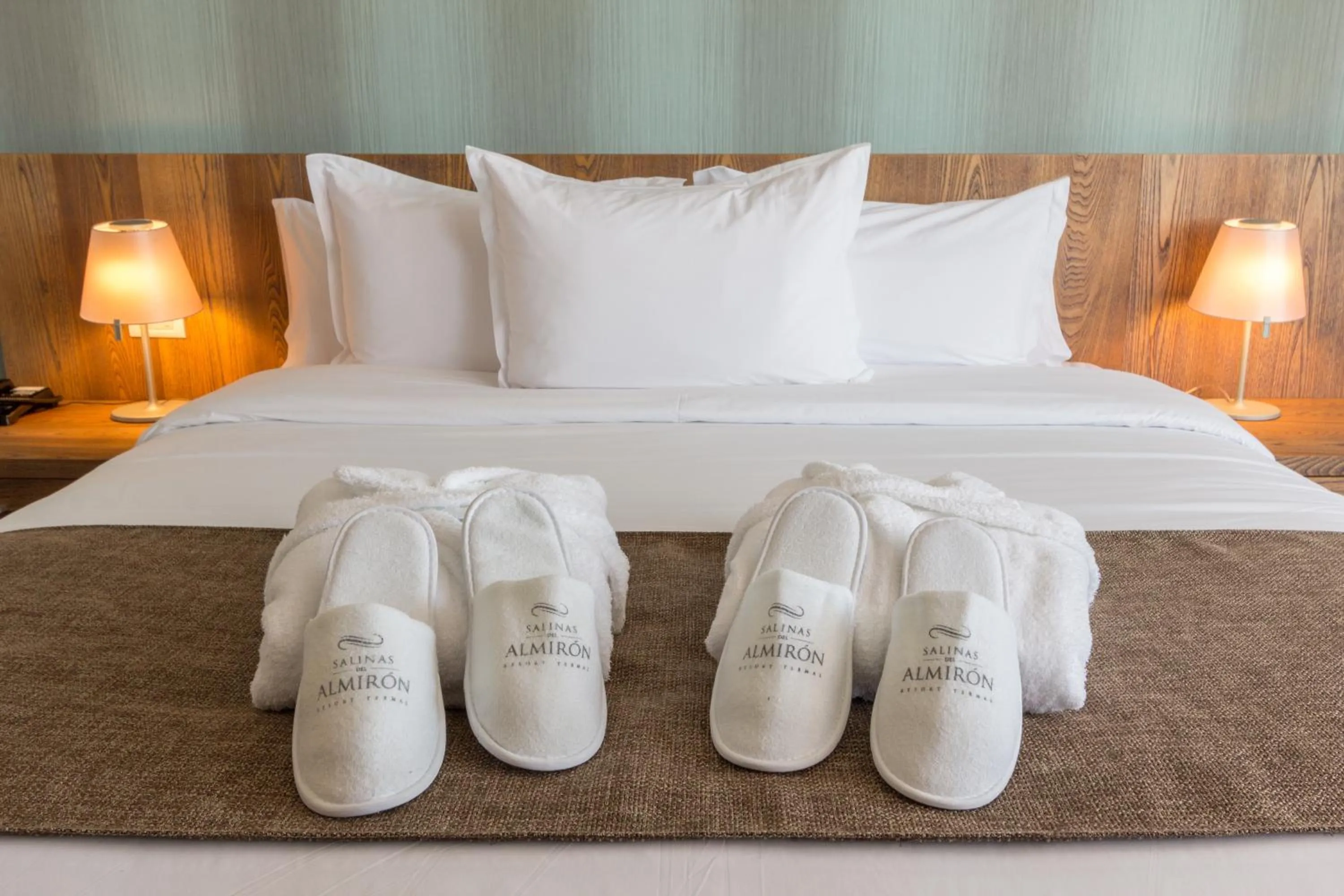 Bed in Salinas del Almiron Resort Termal