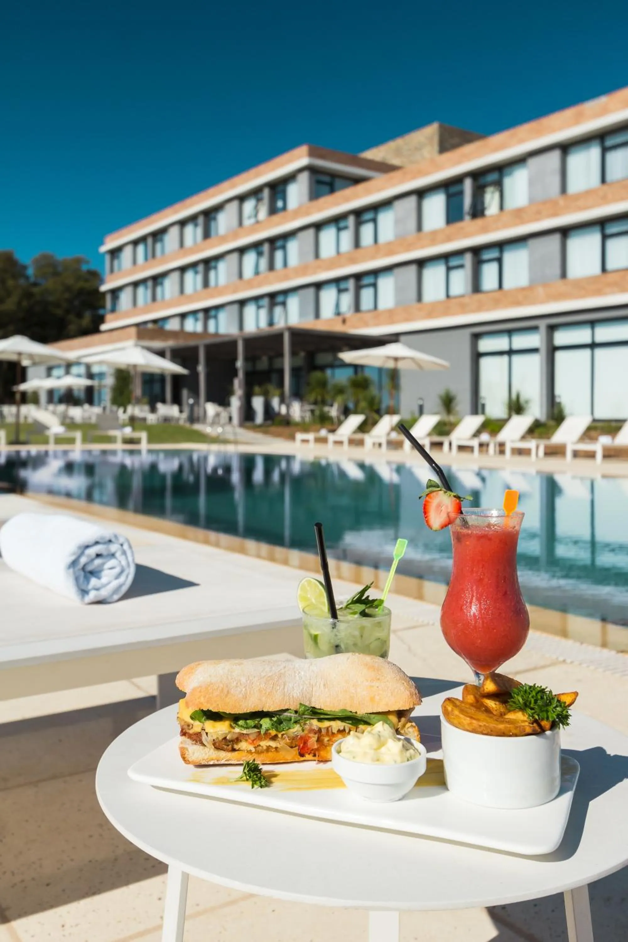 Swimming pool in Salinas del Almiron Resort Termal