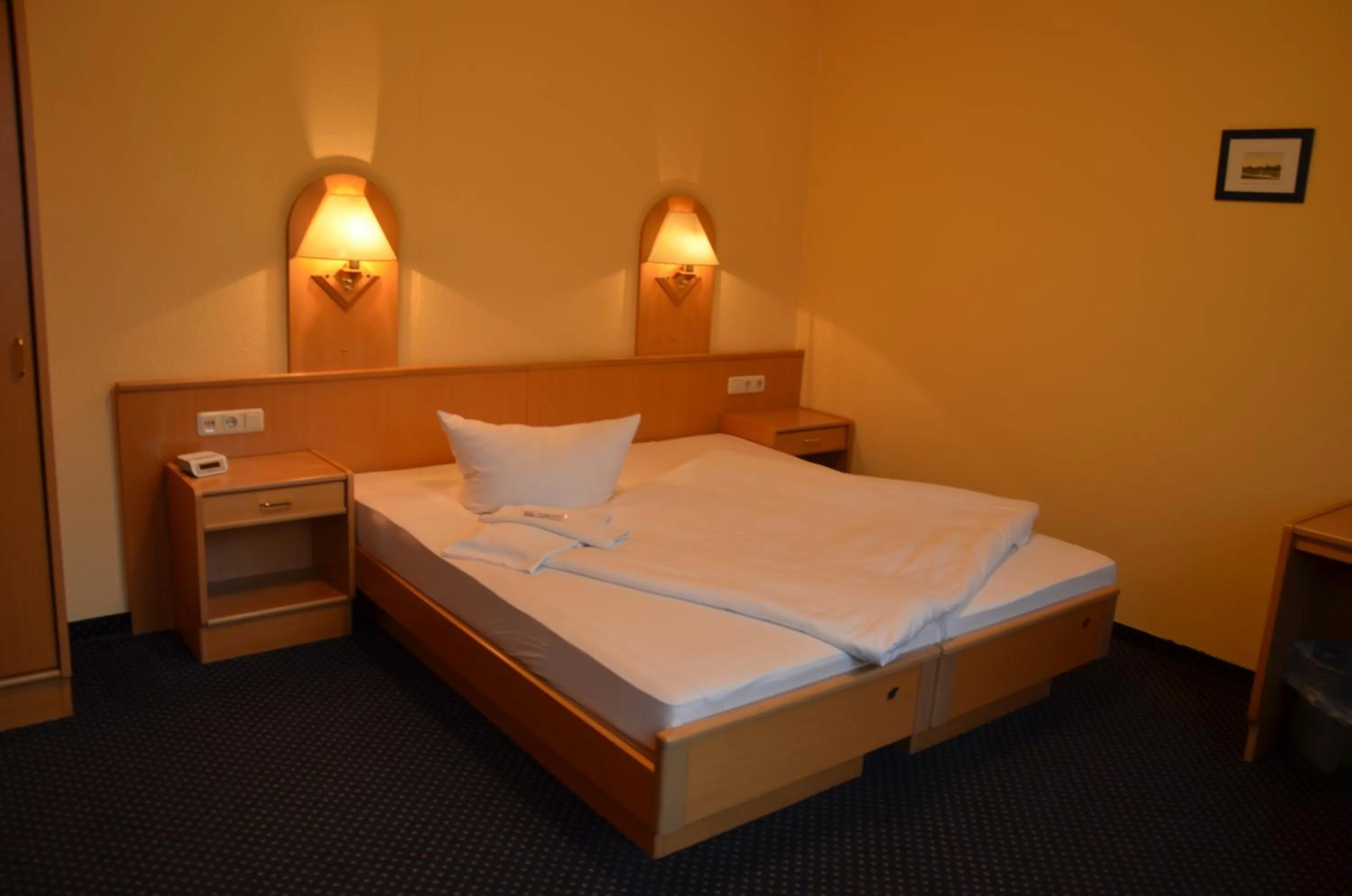 Photo of the whole room, Bed in Fritz Aparthotel Potsdam