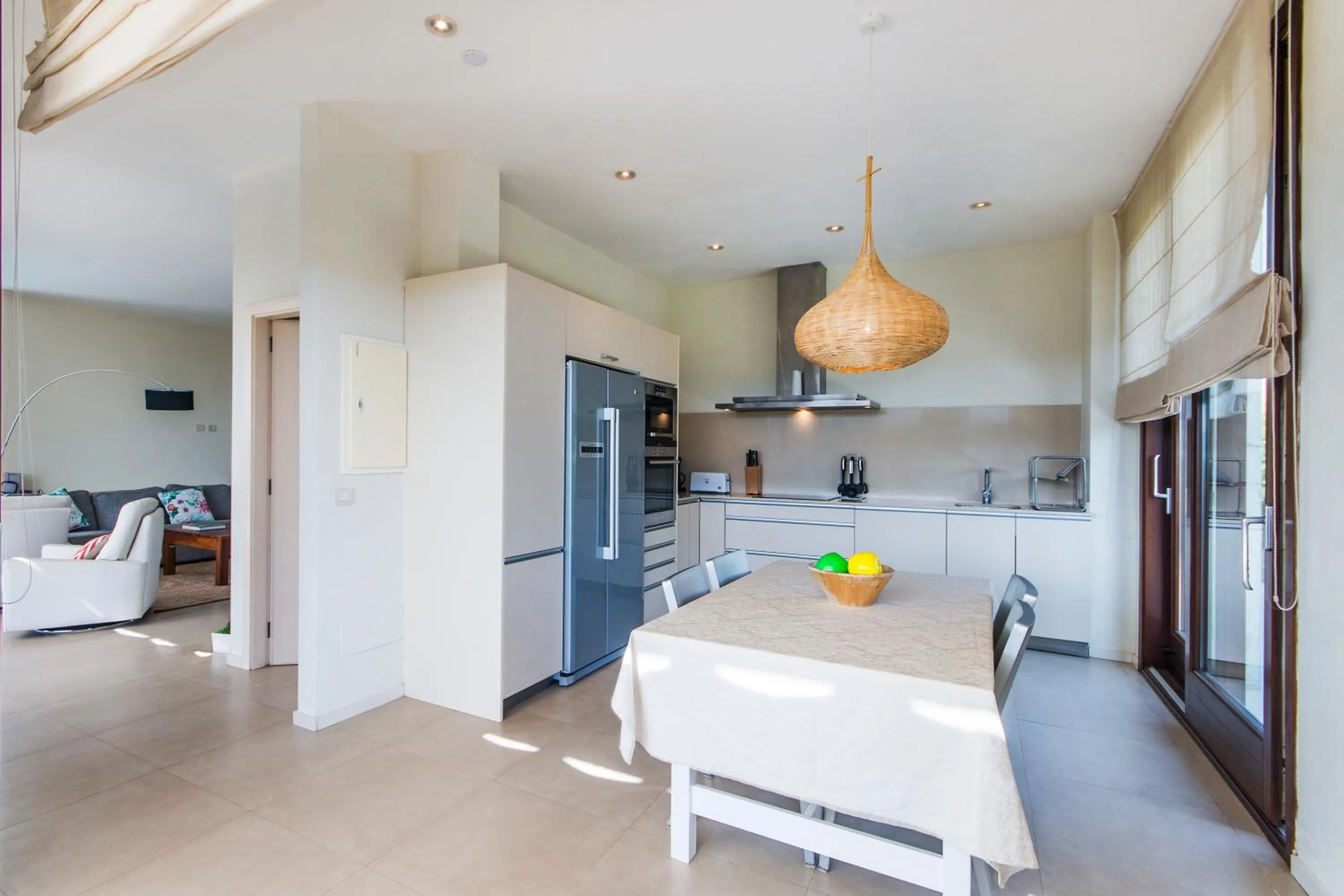 Kitchen or kitchenette in Villa Barcares Gran for 10, pool, gym and close to beach