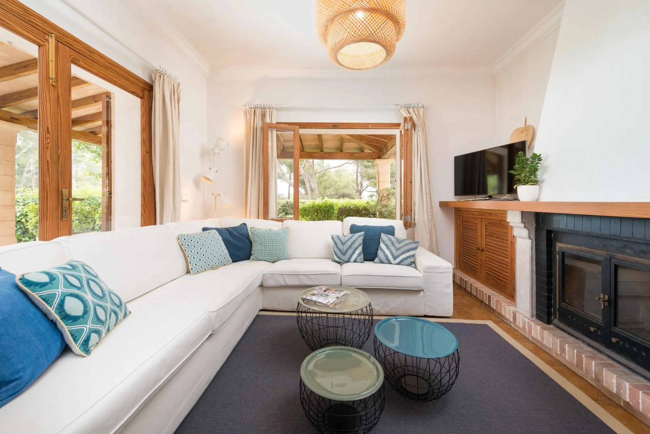 Living room in Villa Camila para 7 junto a playa de Sant Pere