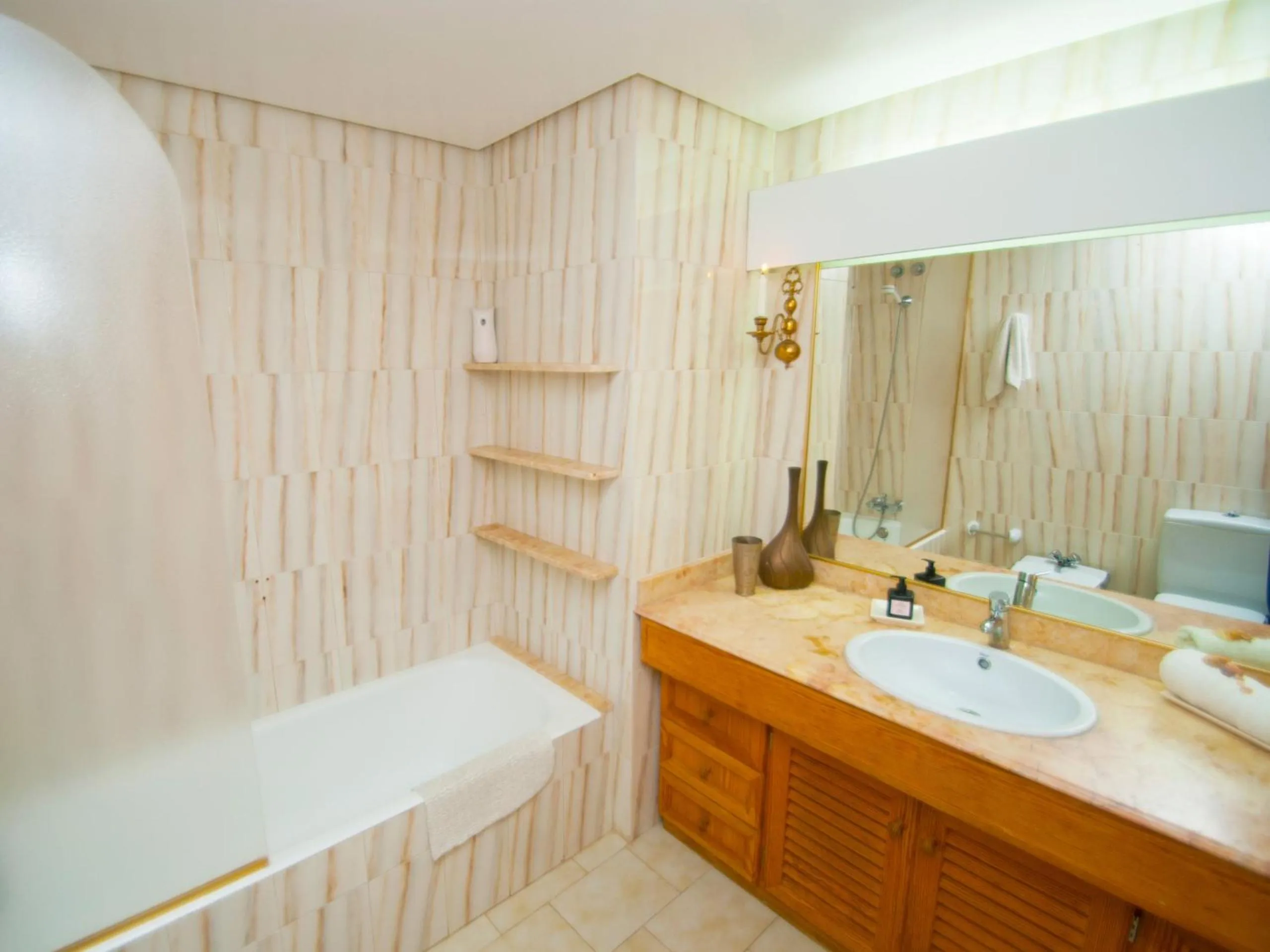 Bathroom in Villa Camila para 7 junto a playa de Sant Pere