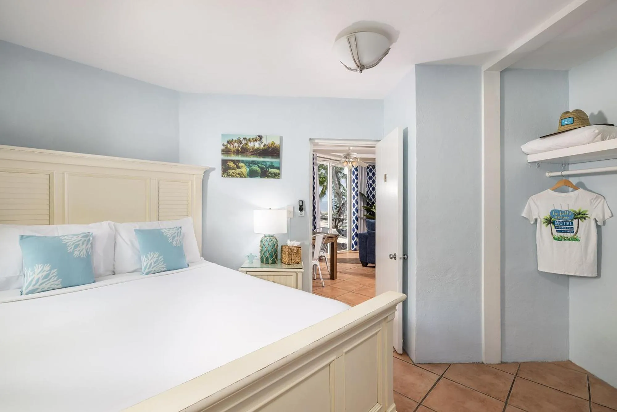 Bed in La Jolla Resort