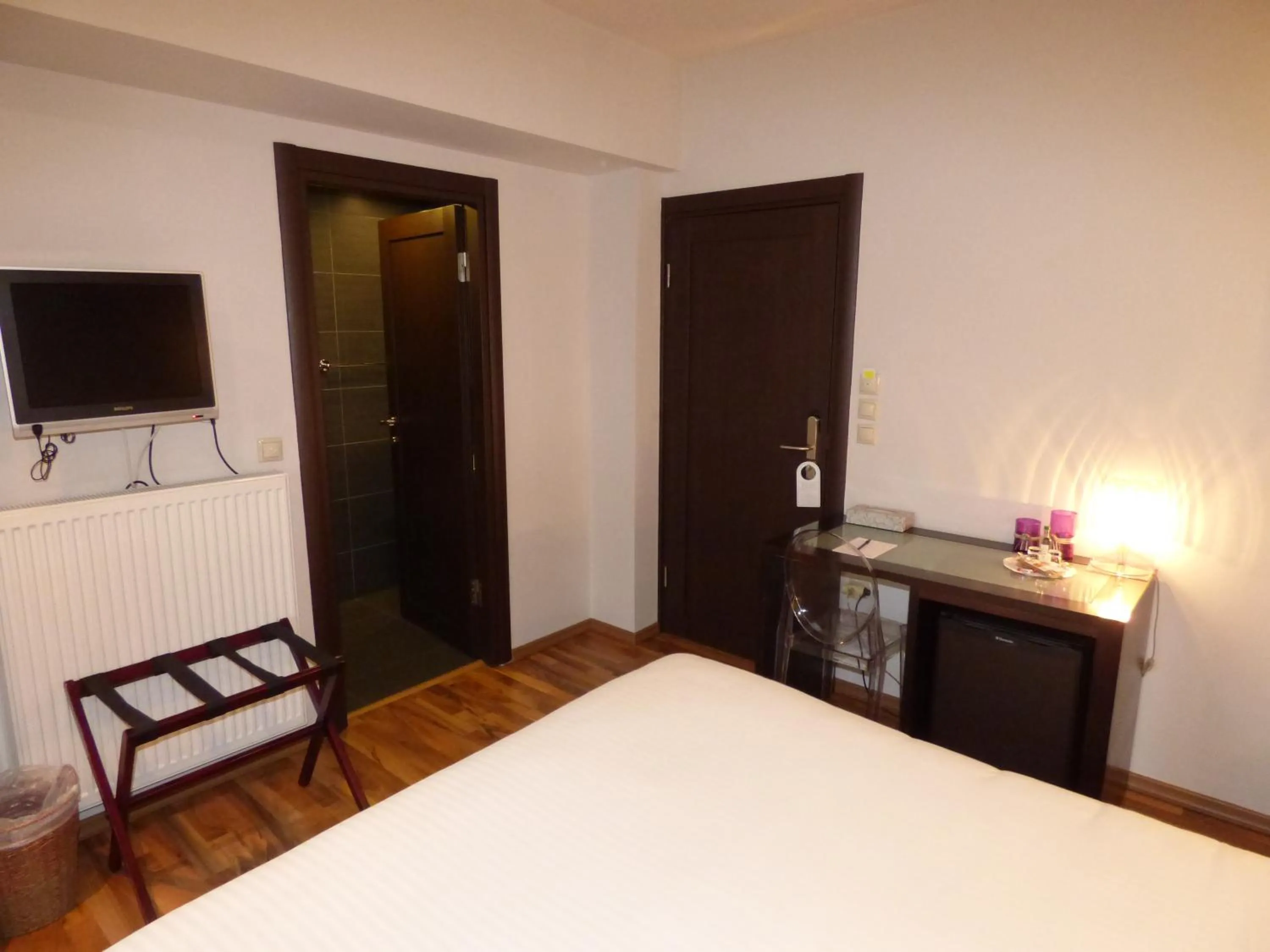 Bed in Athens Habitat