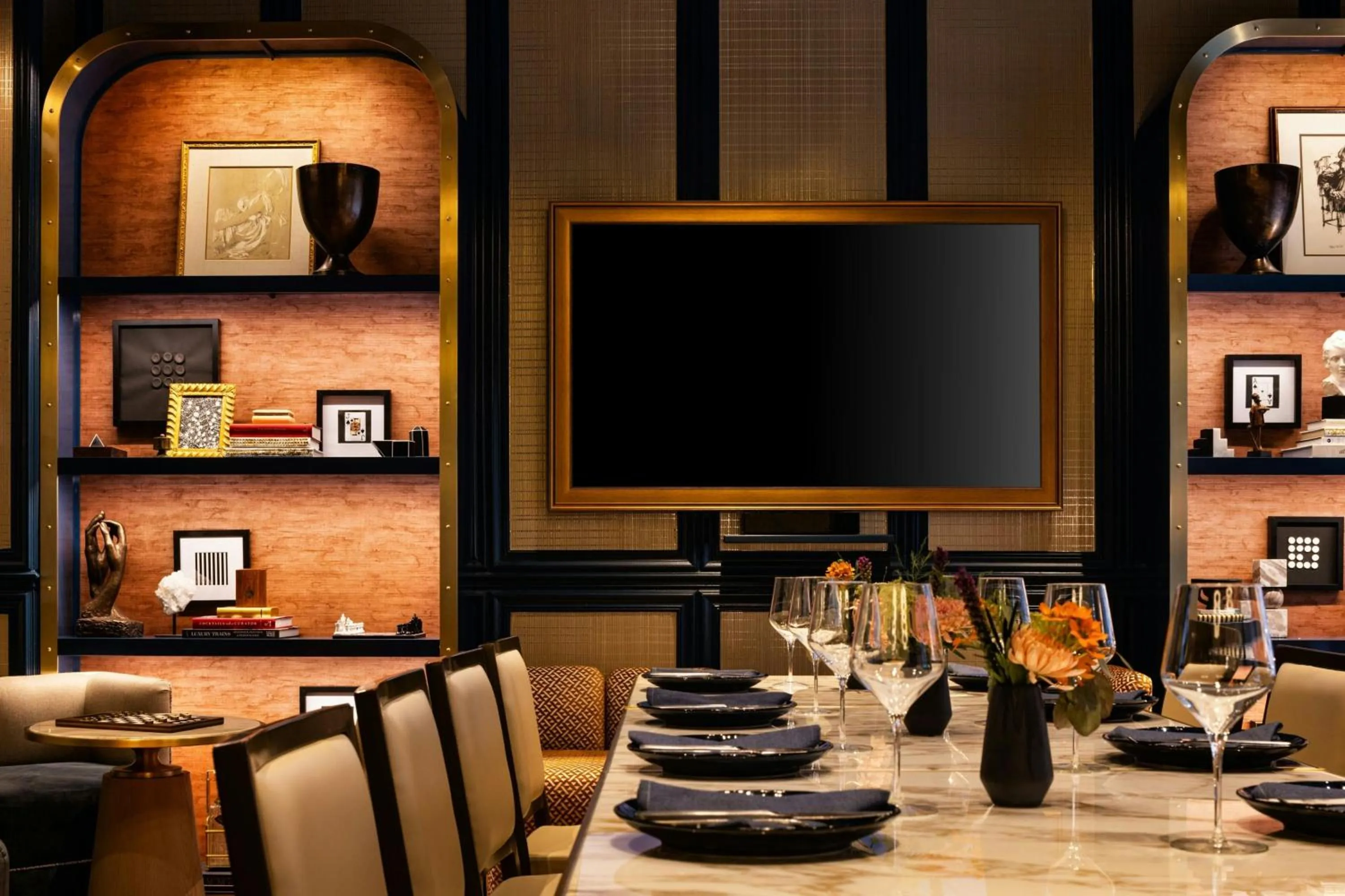 Restaurant/places to eat in The Talbott, Autograph Collection