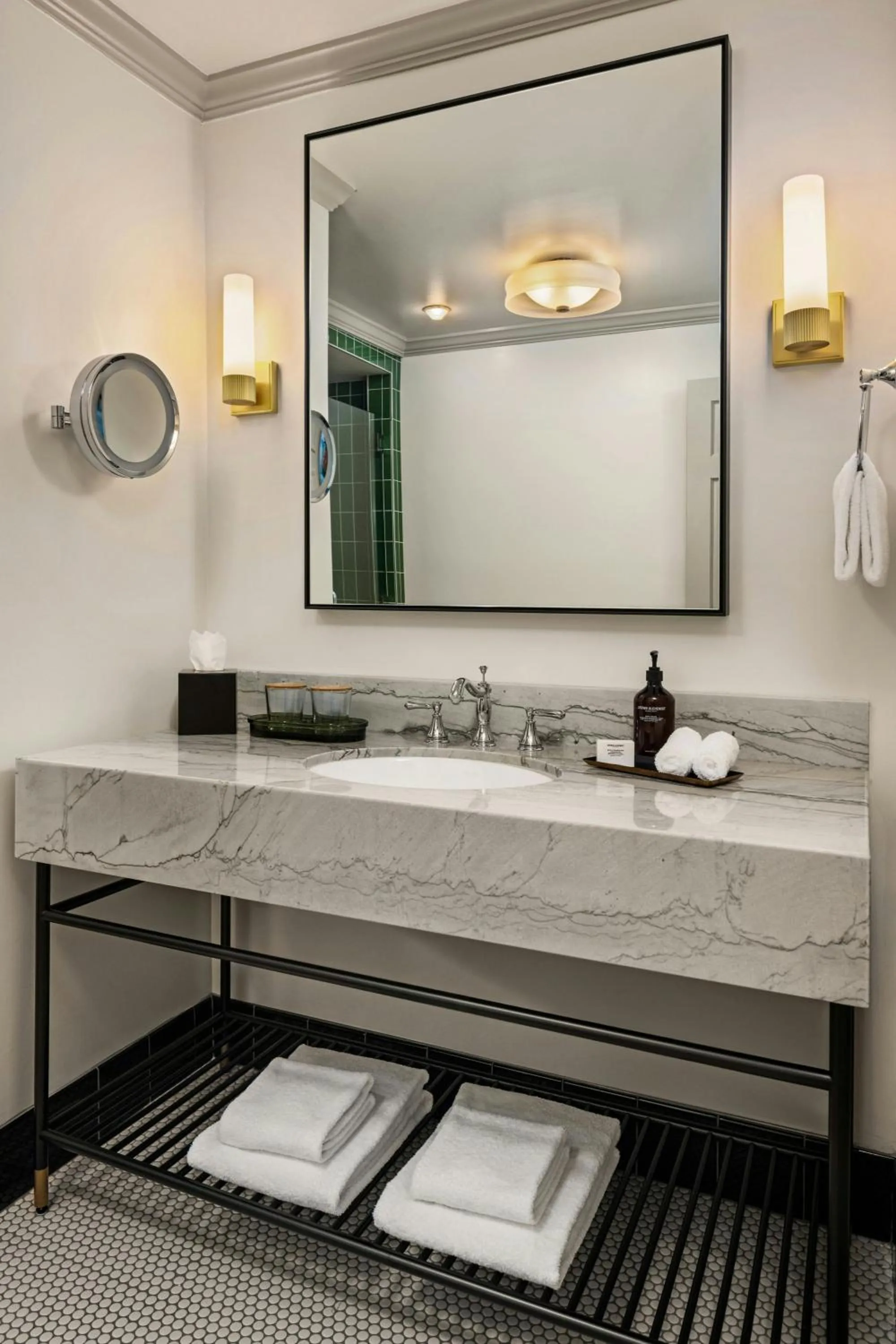 Photo of the whole room in The Talbott, Autograph Collection