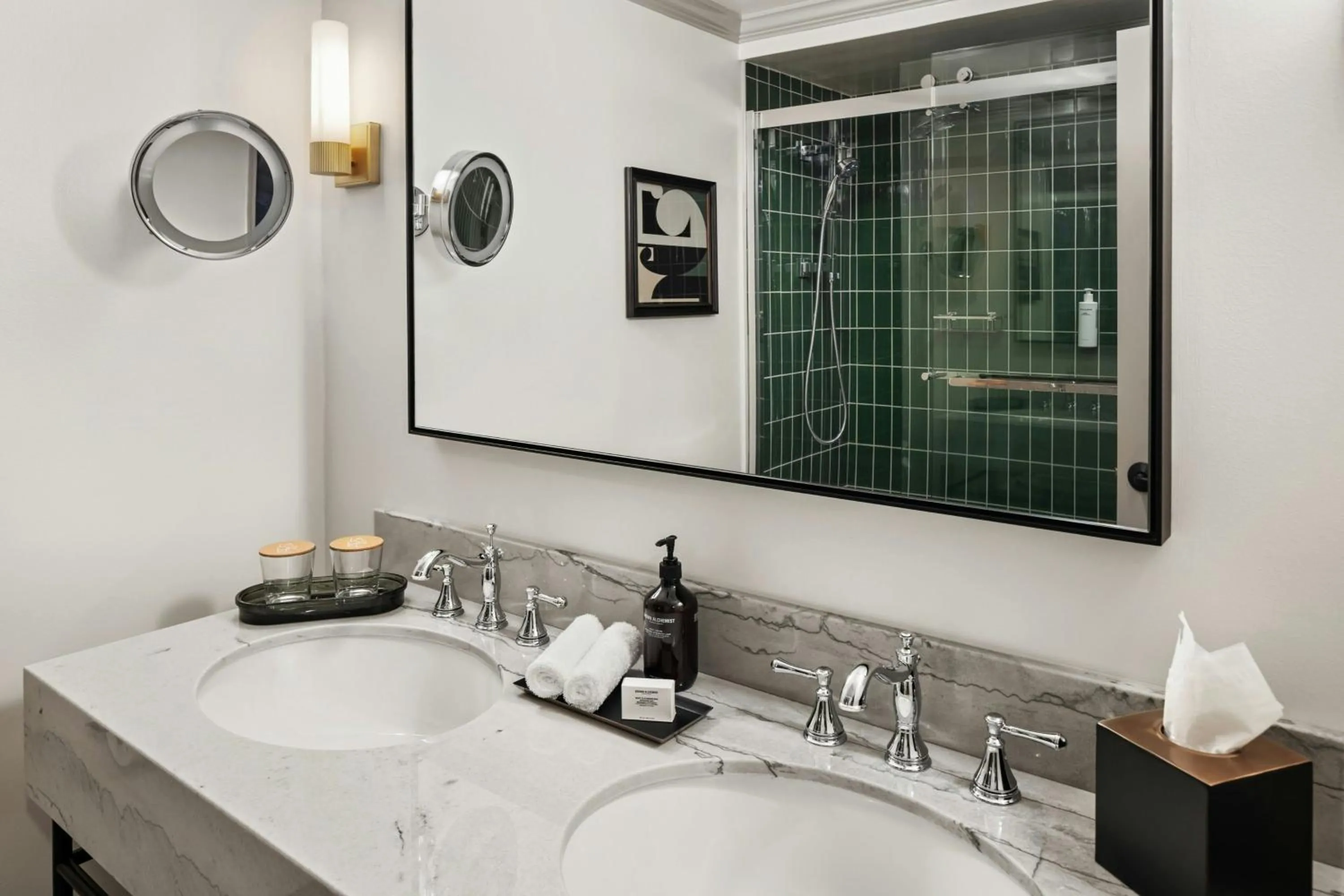 Photo of the whole room in The Talbott, Autograph Collection