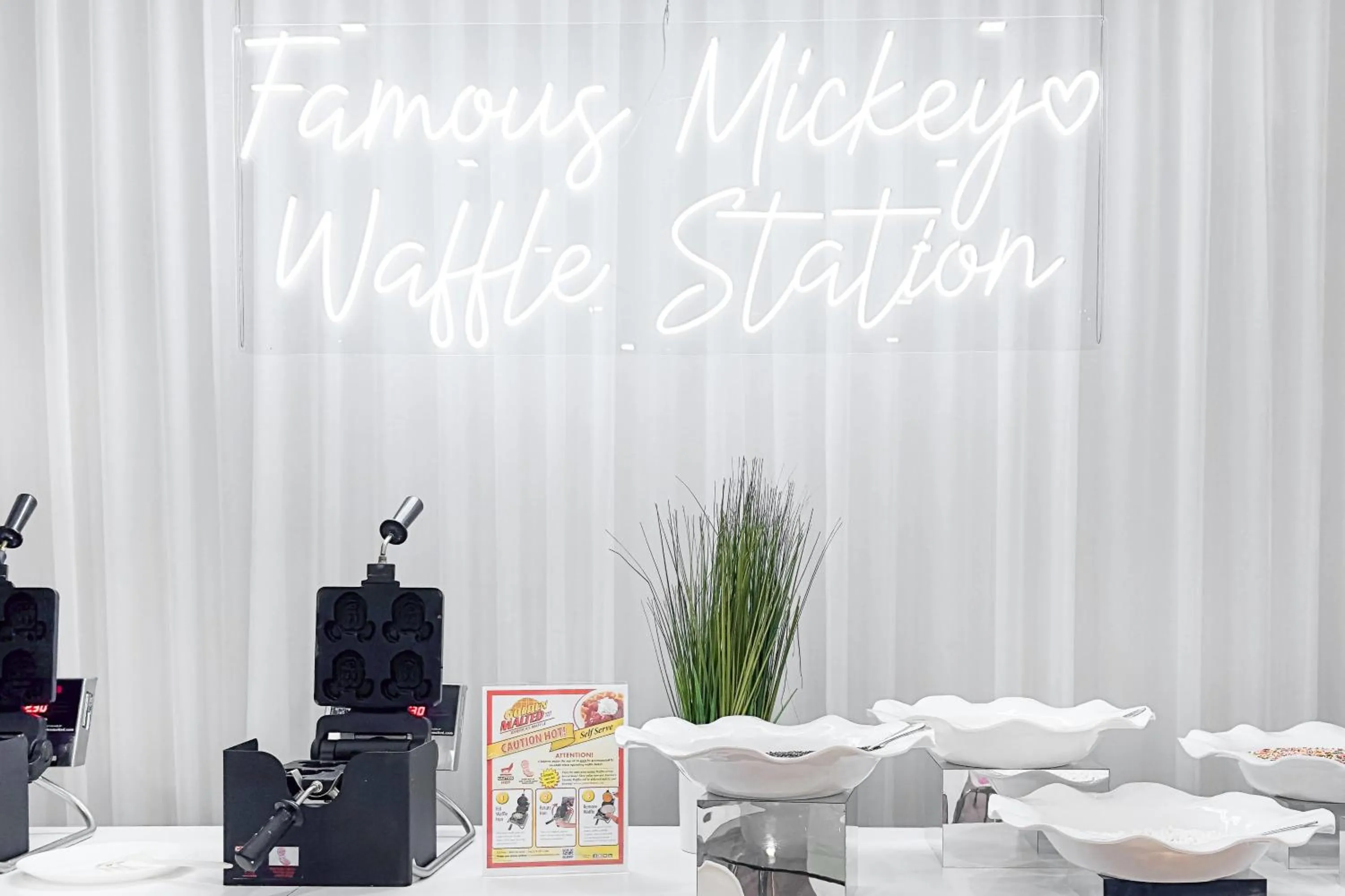 Restaurant/places to eat in Magic Moment Resort & Kids Club, Dazzler Select by Wyndham