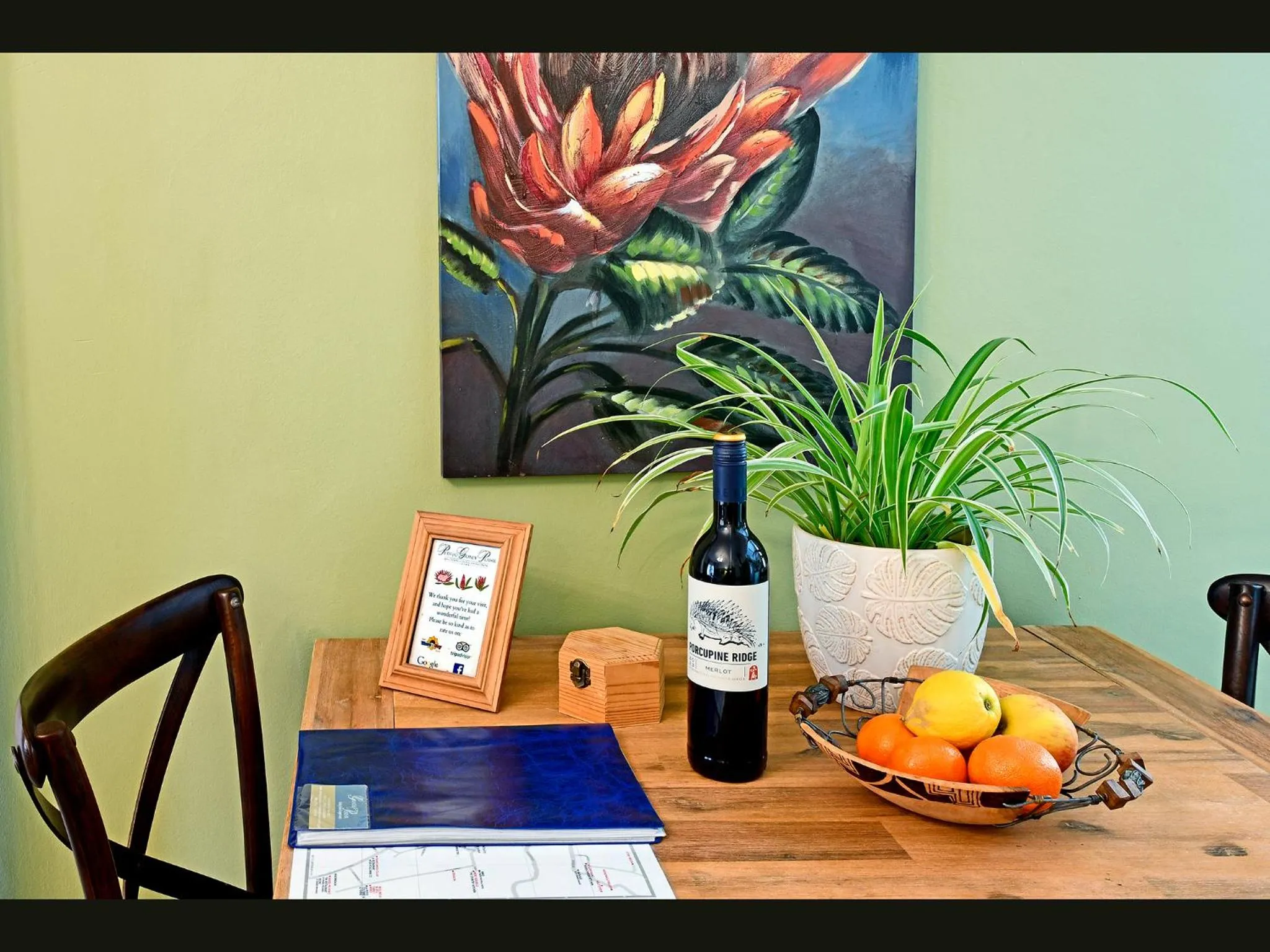 Food and drinks in Petit & Grande Plaisir luxury self-catering