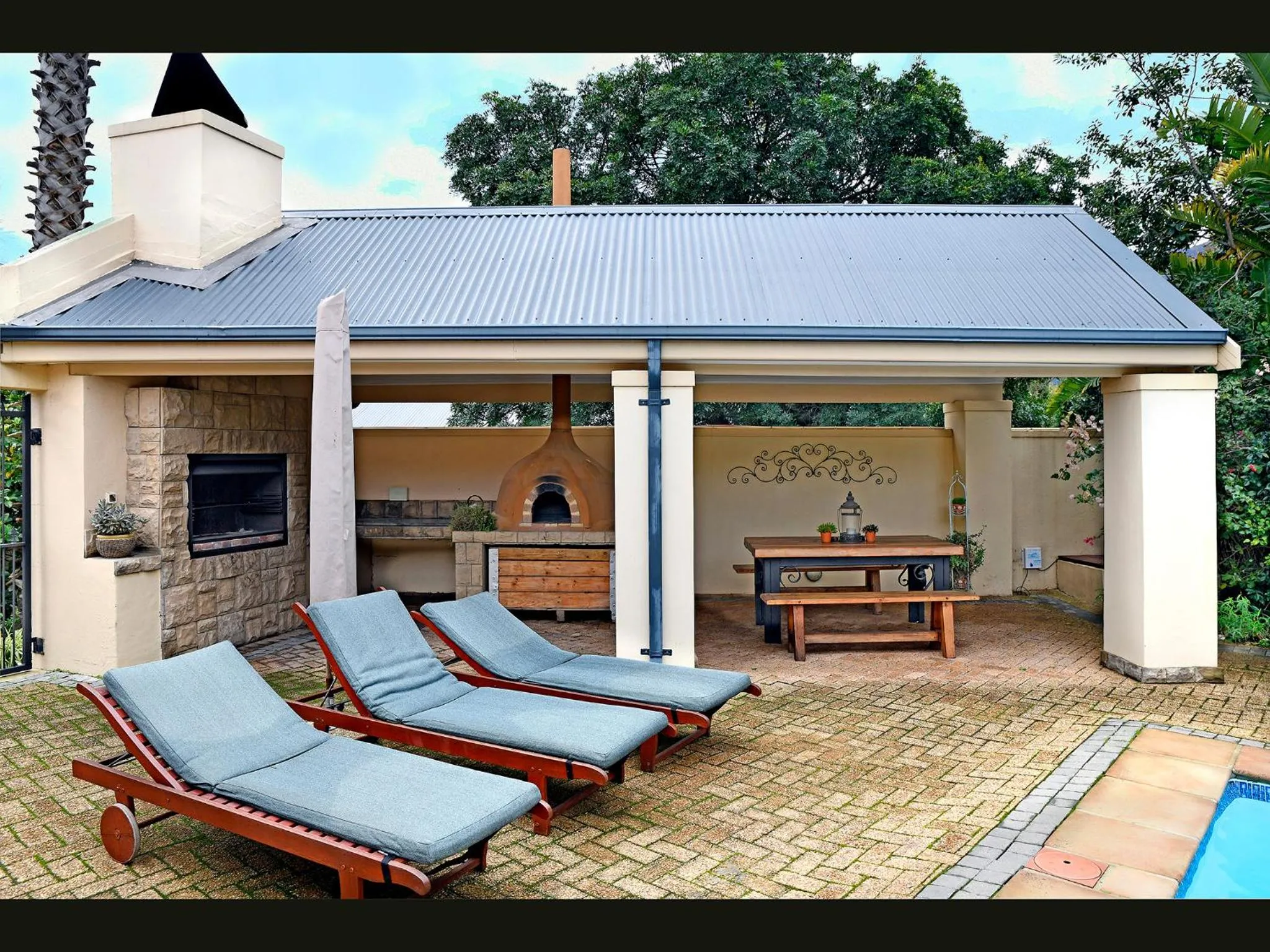 Patio in Petit & Grande Plaisir luxury self-catering