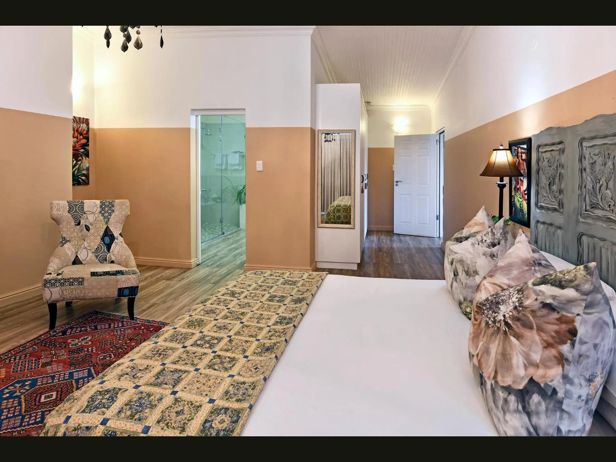 Bedroom, Bed in Petit & Grande Plaisir luxury self-catering