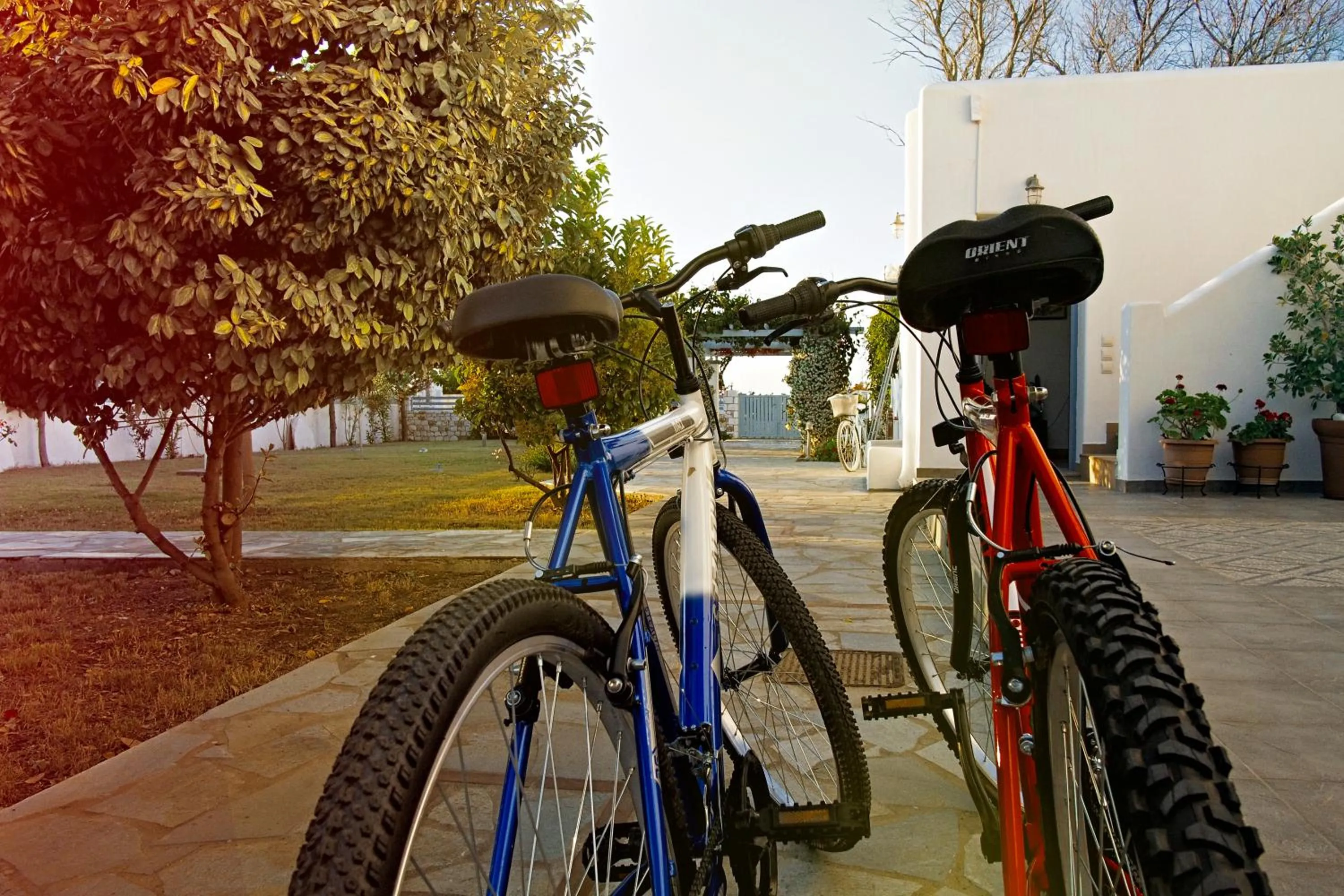 People in Kallisti Studios & Apartments