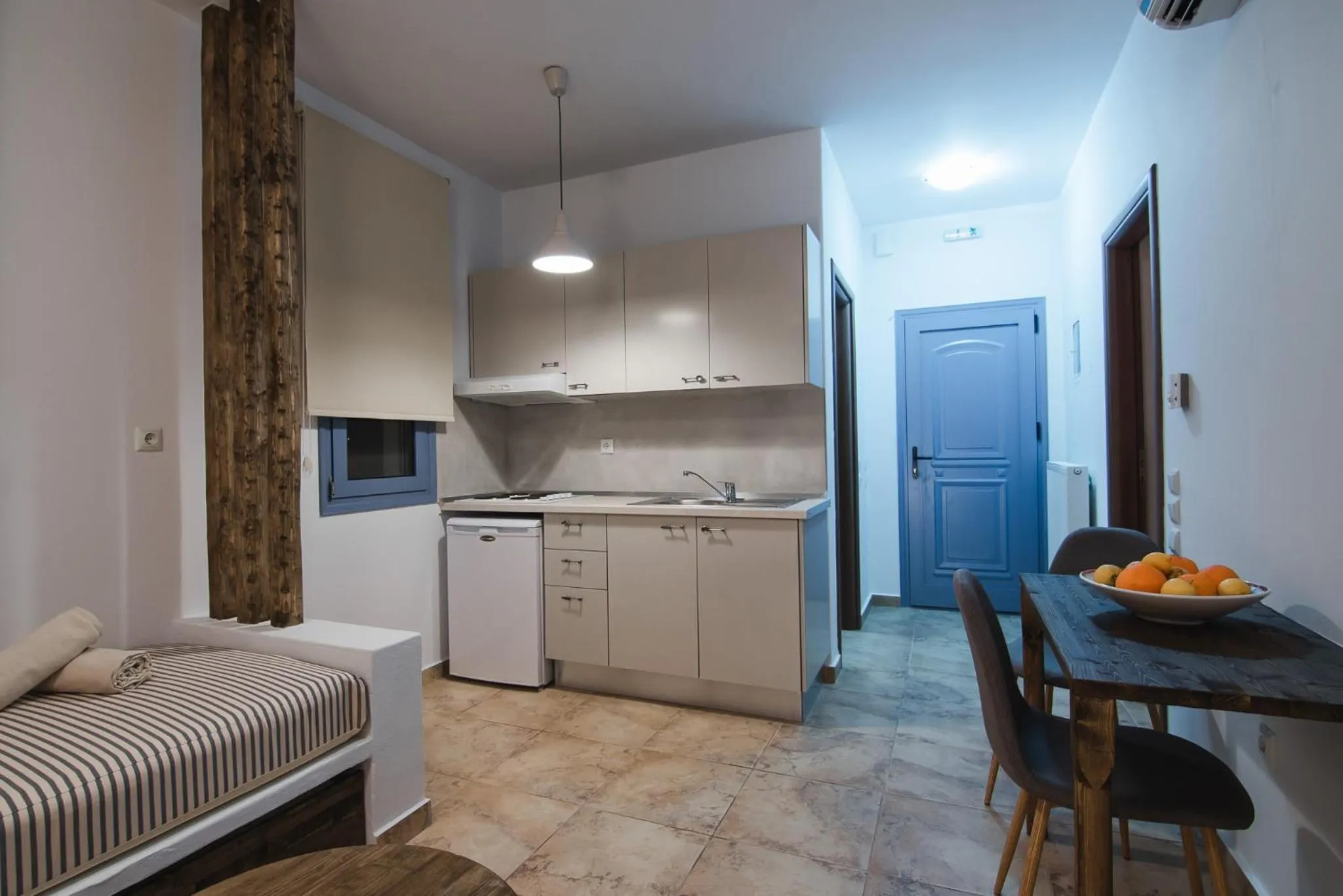 Kitchen or kitchenette in Kallisti Studios & Apartments