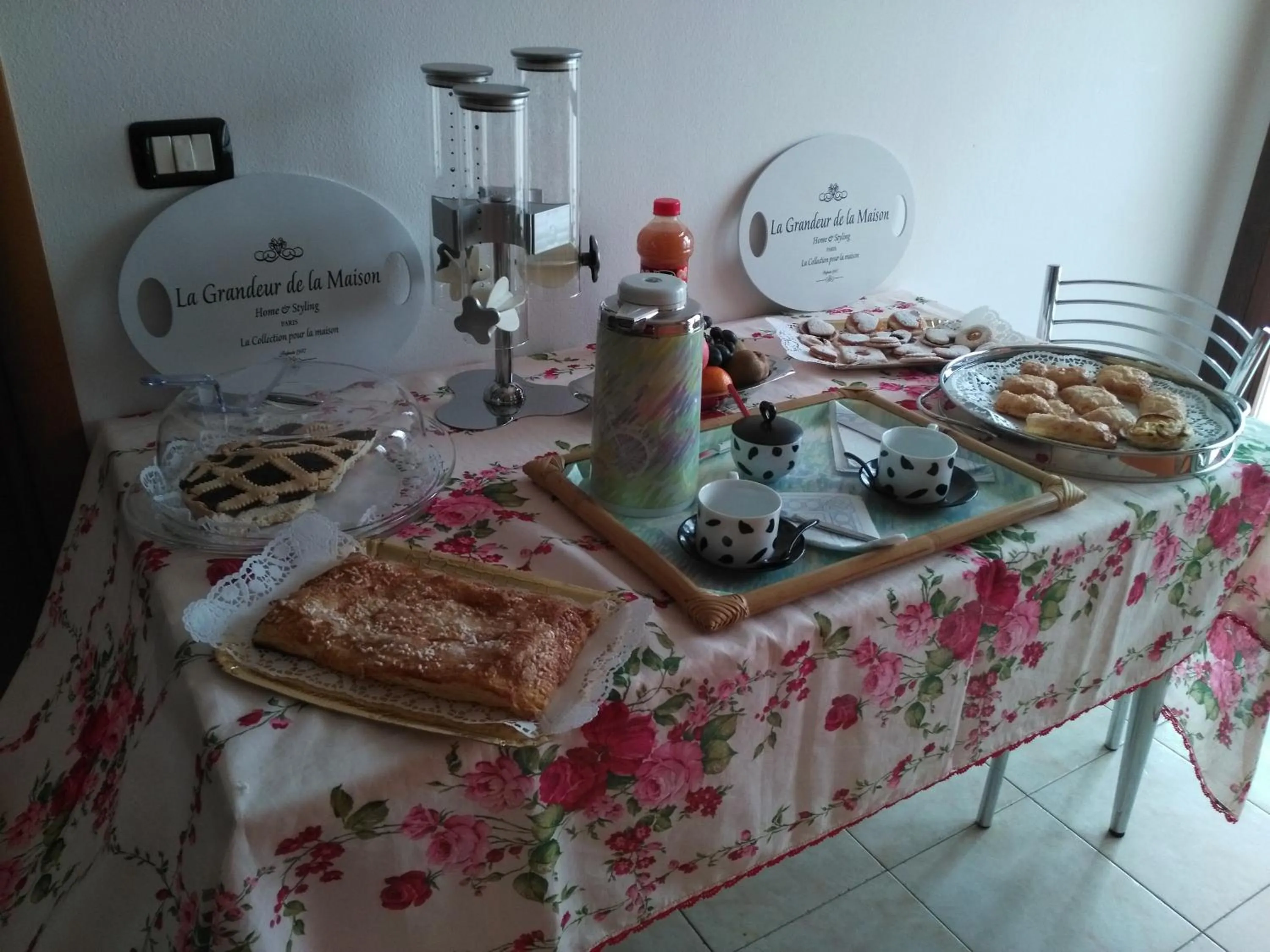 Coffee/tea facilities in B&B Su Canistreddu