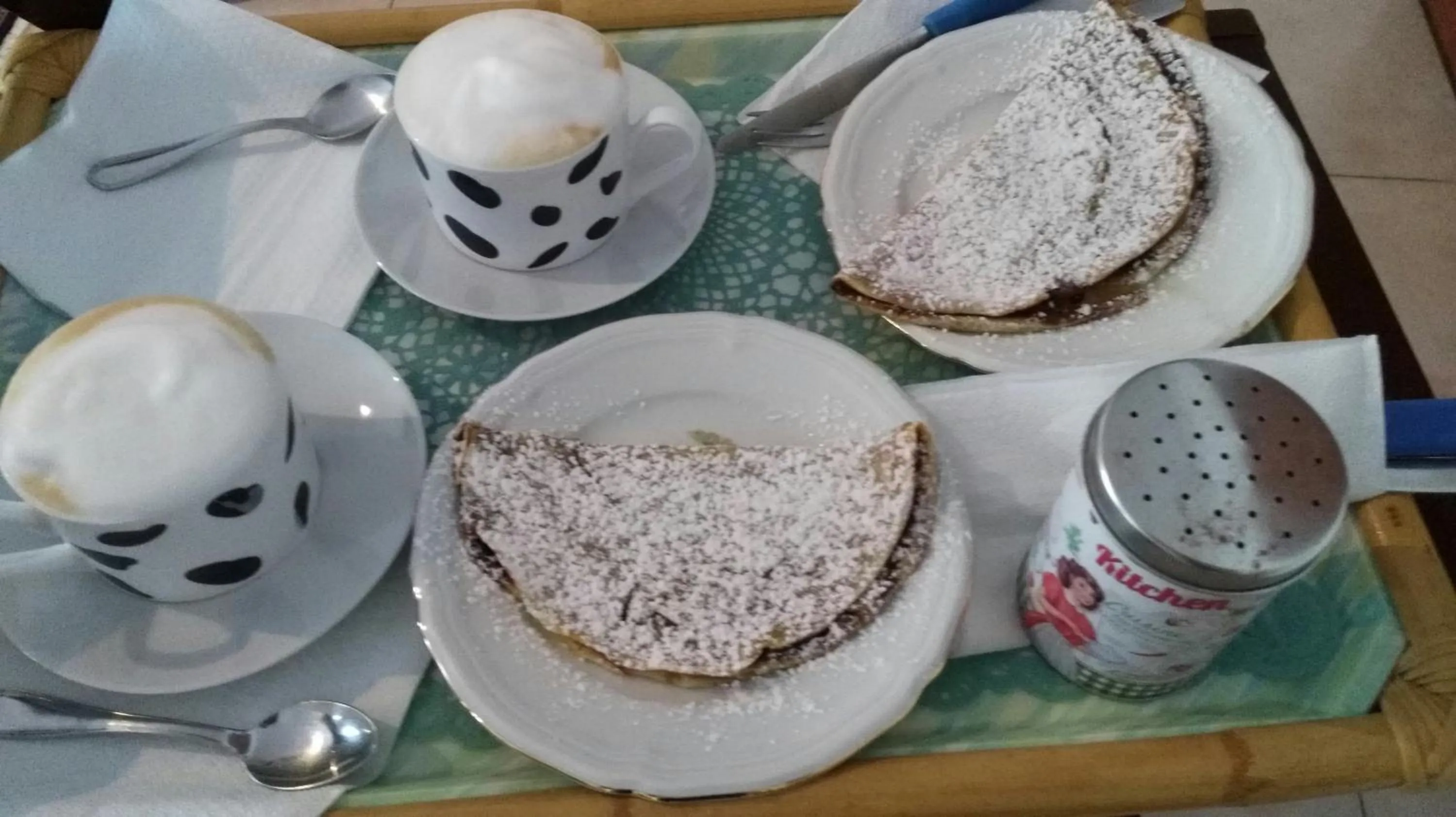 Food and drinks in B&B Su Canistreddu