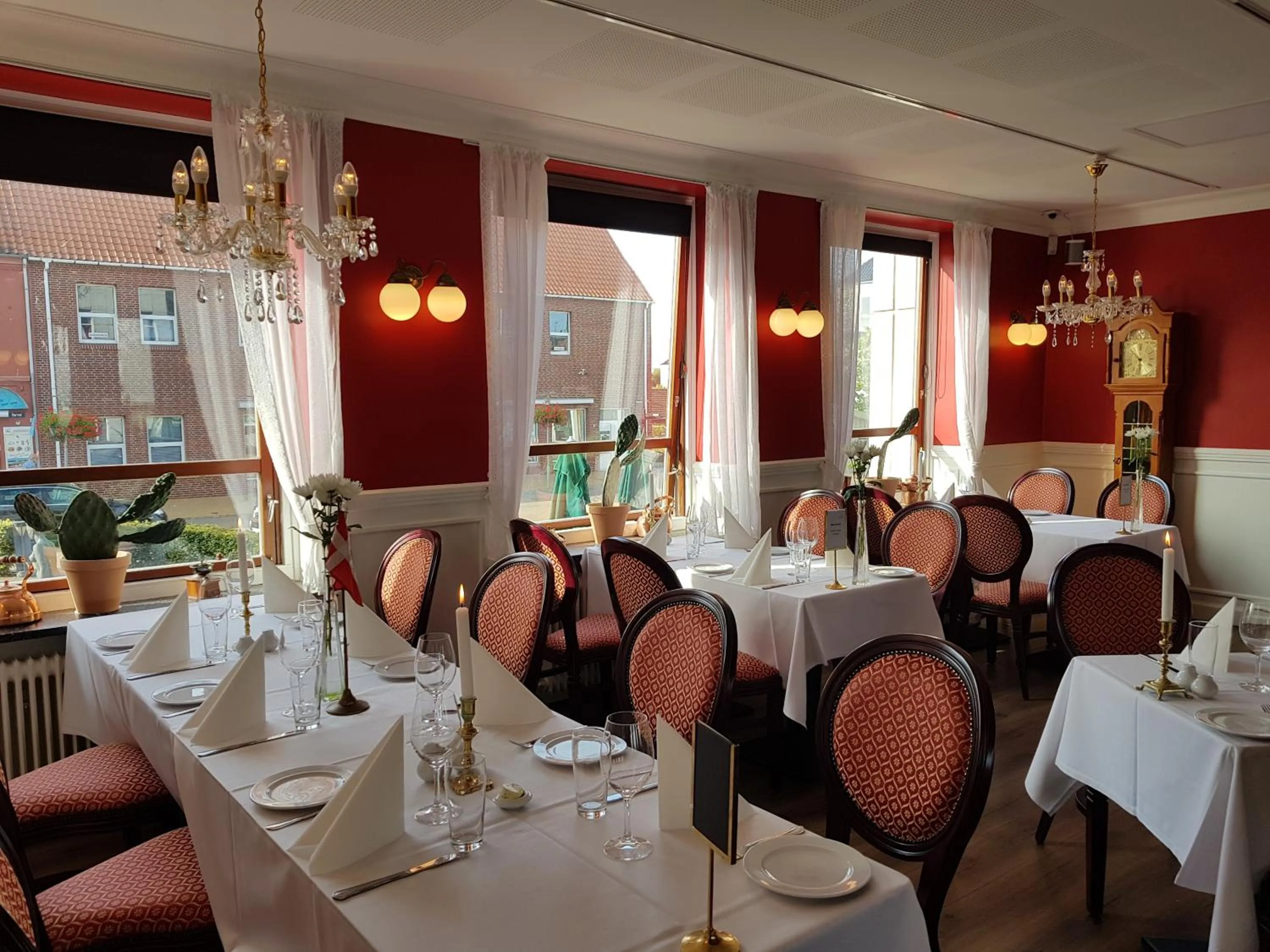 Restaurant/places to eat in Det Gamle Rådhus