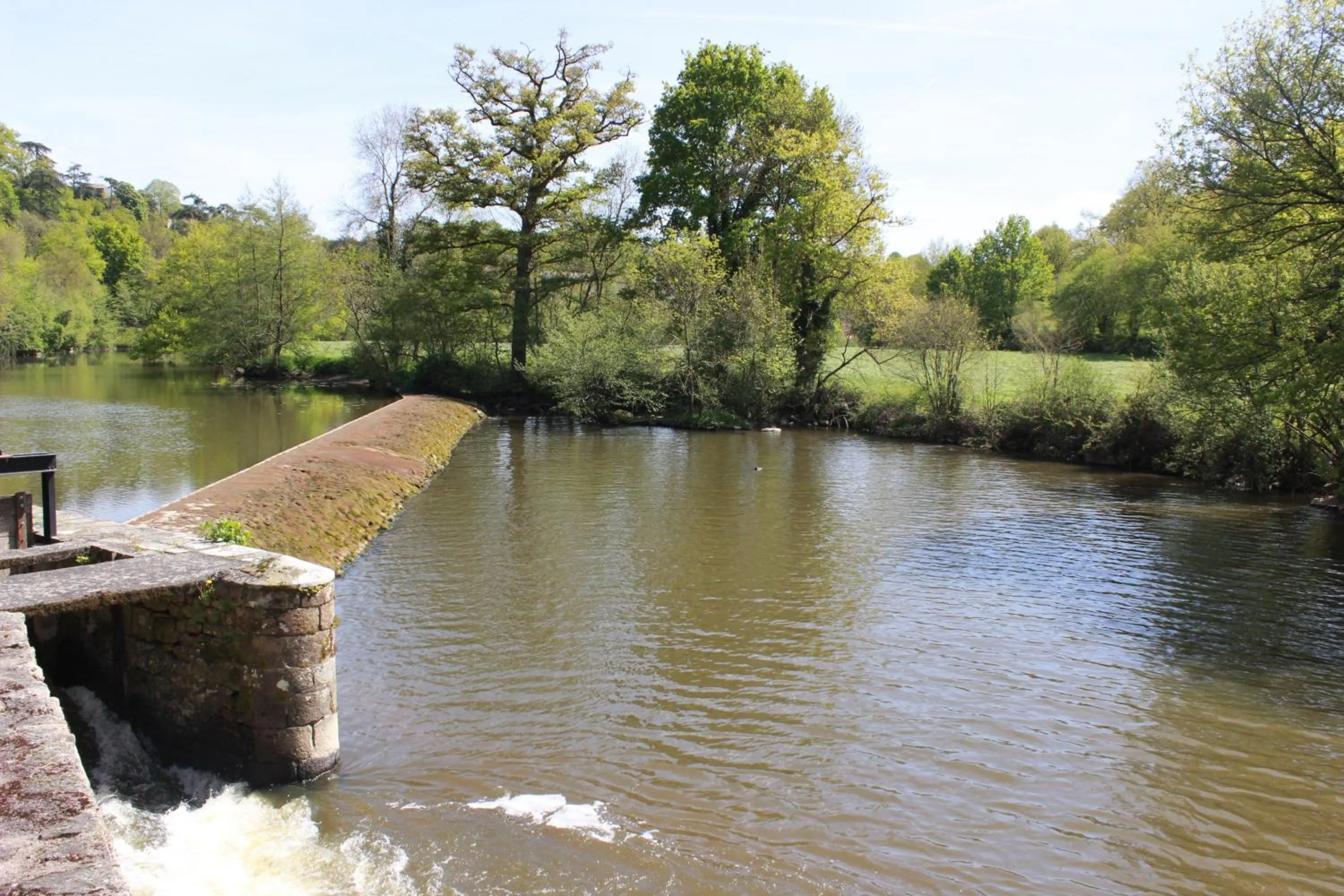 Natural landscape in Moulin Pont Vieux Chambres d'hôtes