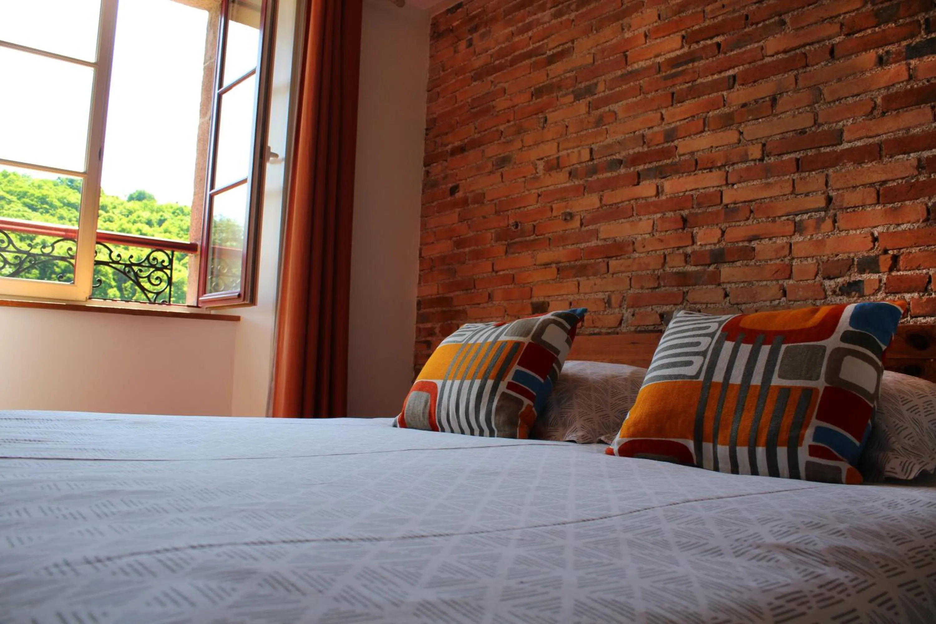 Decorative detail, Bed in Moulin Pont Vieux Chambres d'hôtes